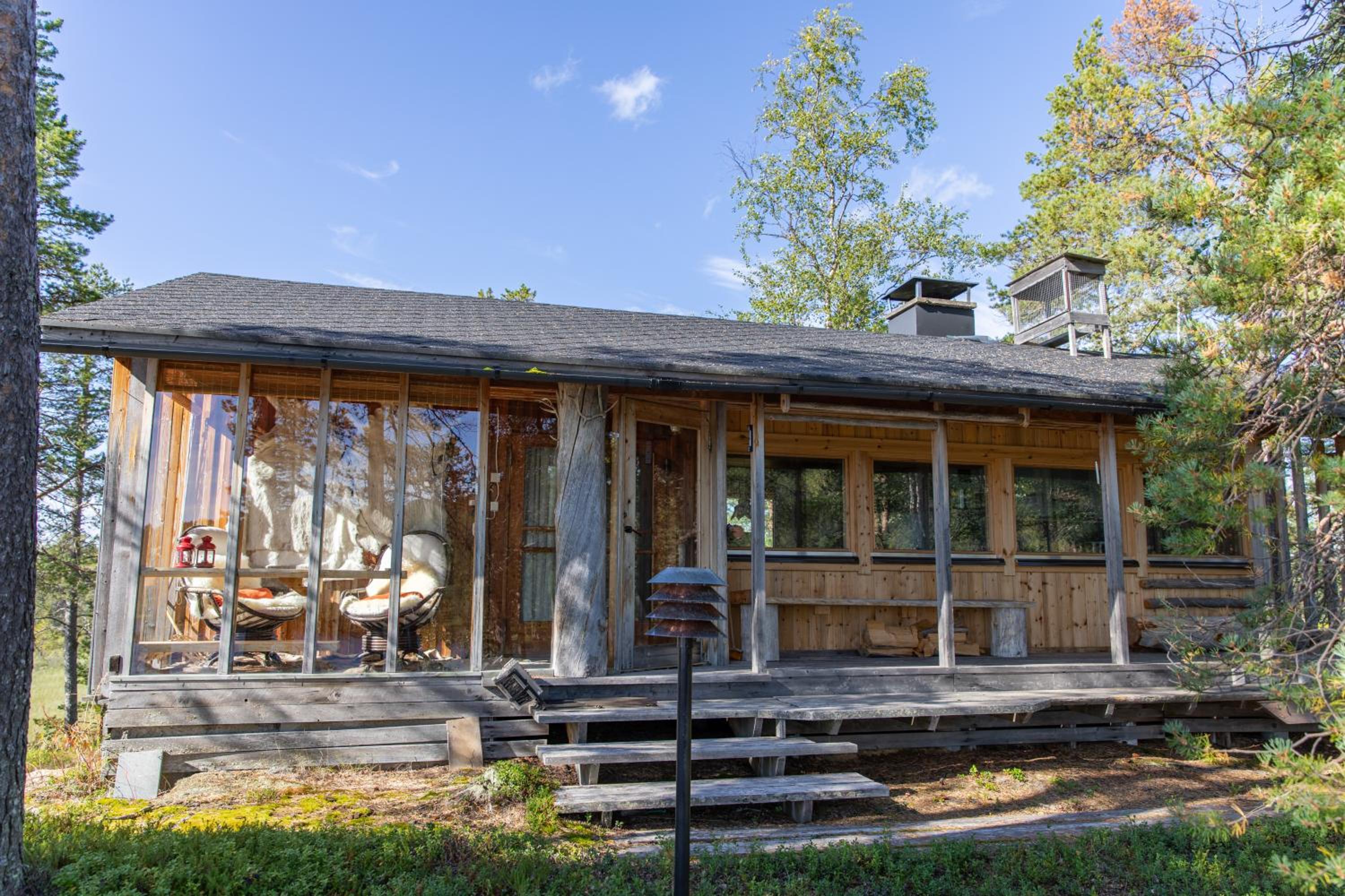 Private Island VESI - The White Blue Wilderness Lodge view 2