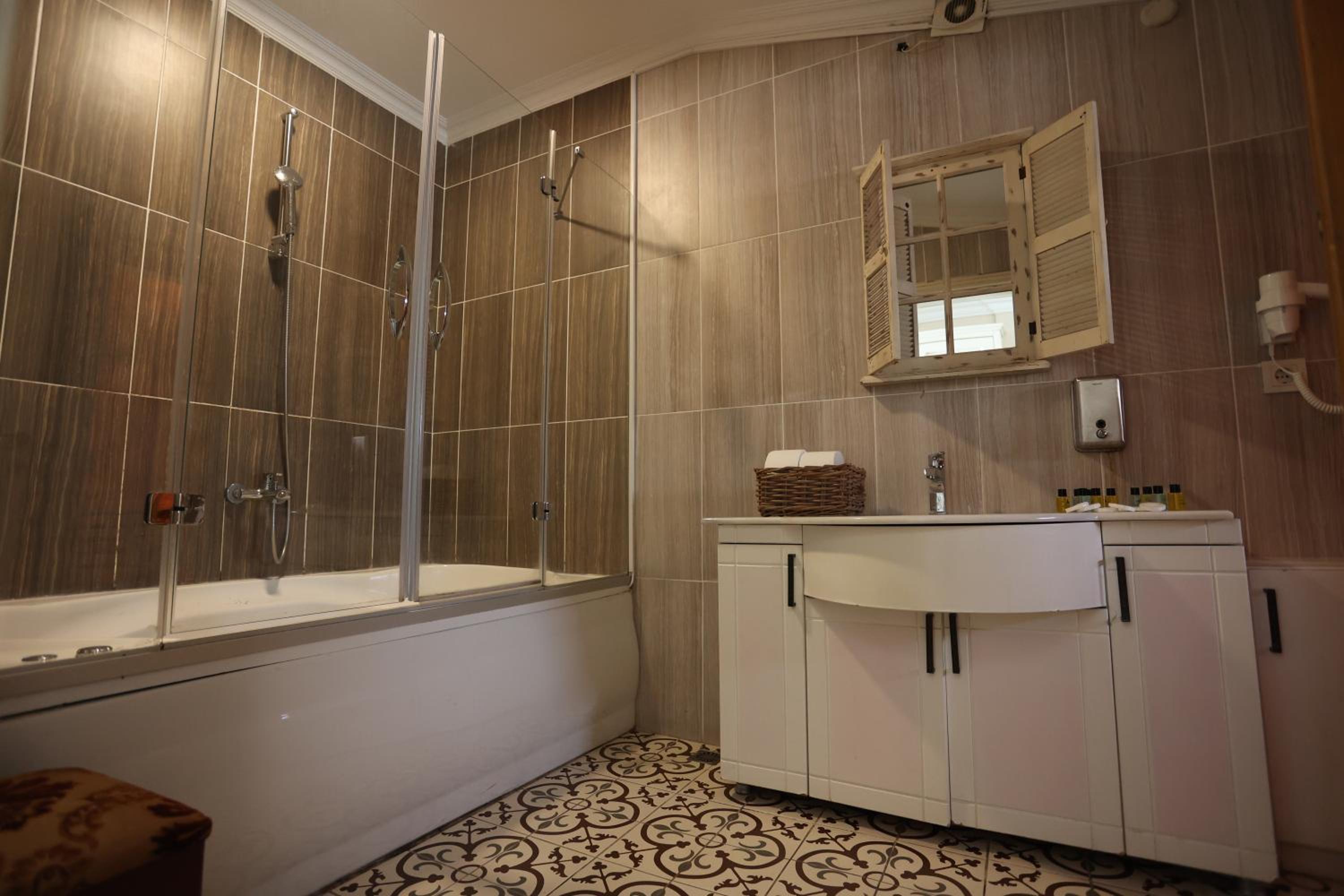 Cheers Deniz Feneri - Image 98