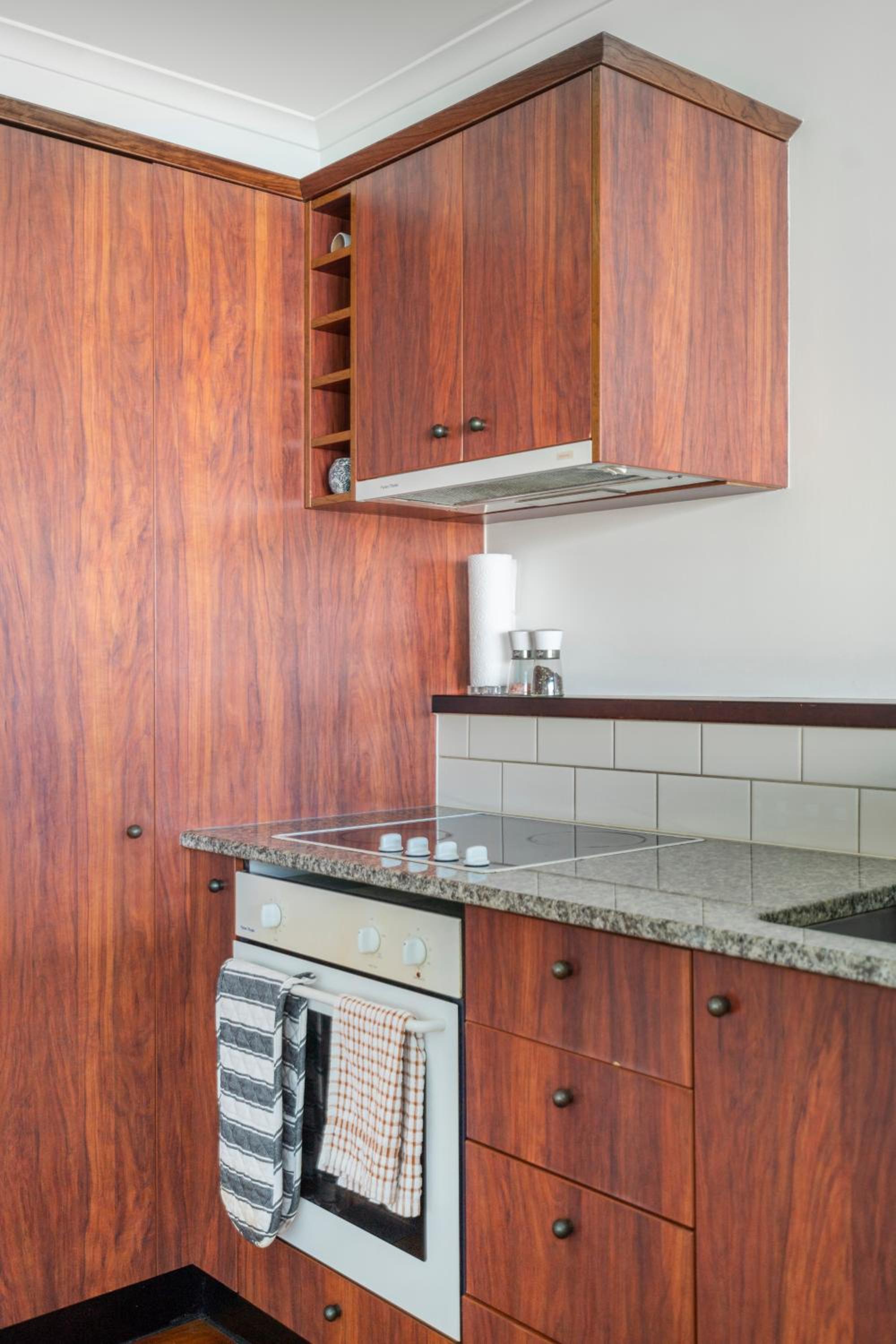 Your Luxury Waterfront Retreat Awaits