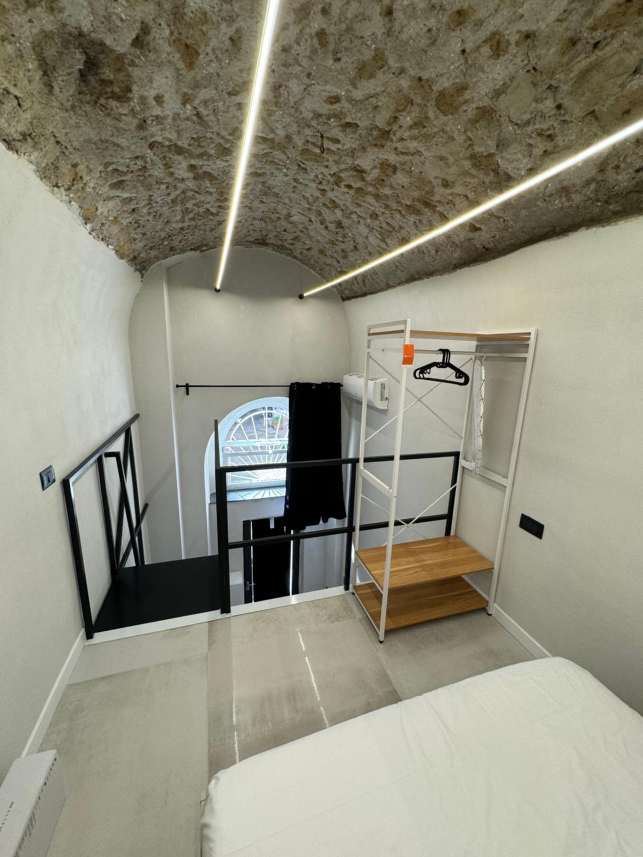 Orange heart room