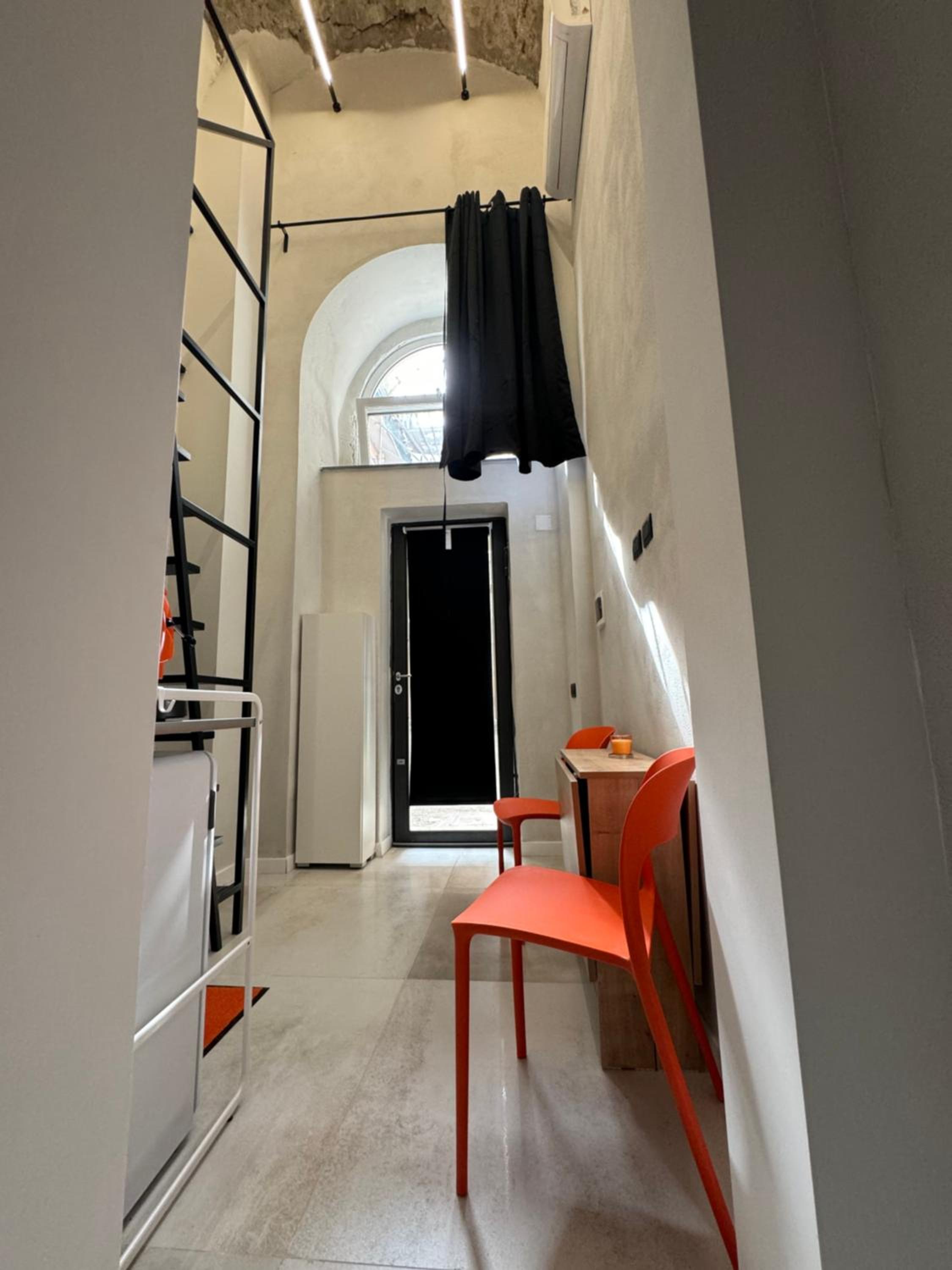 Orange heart room