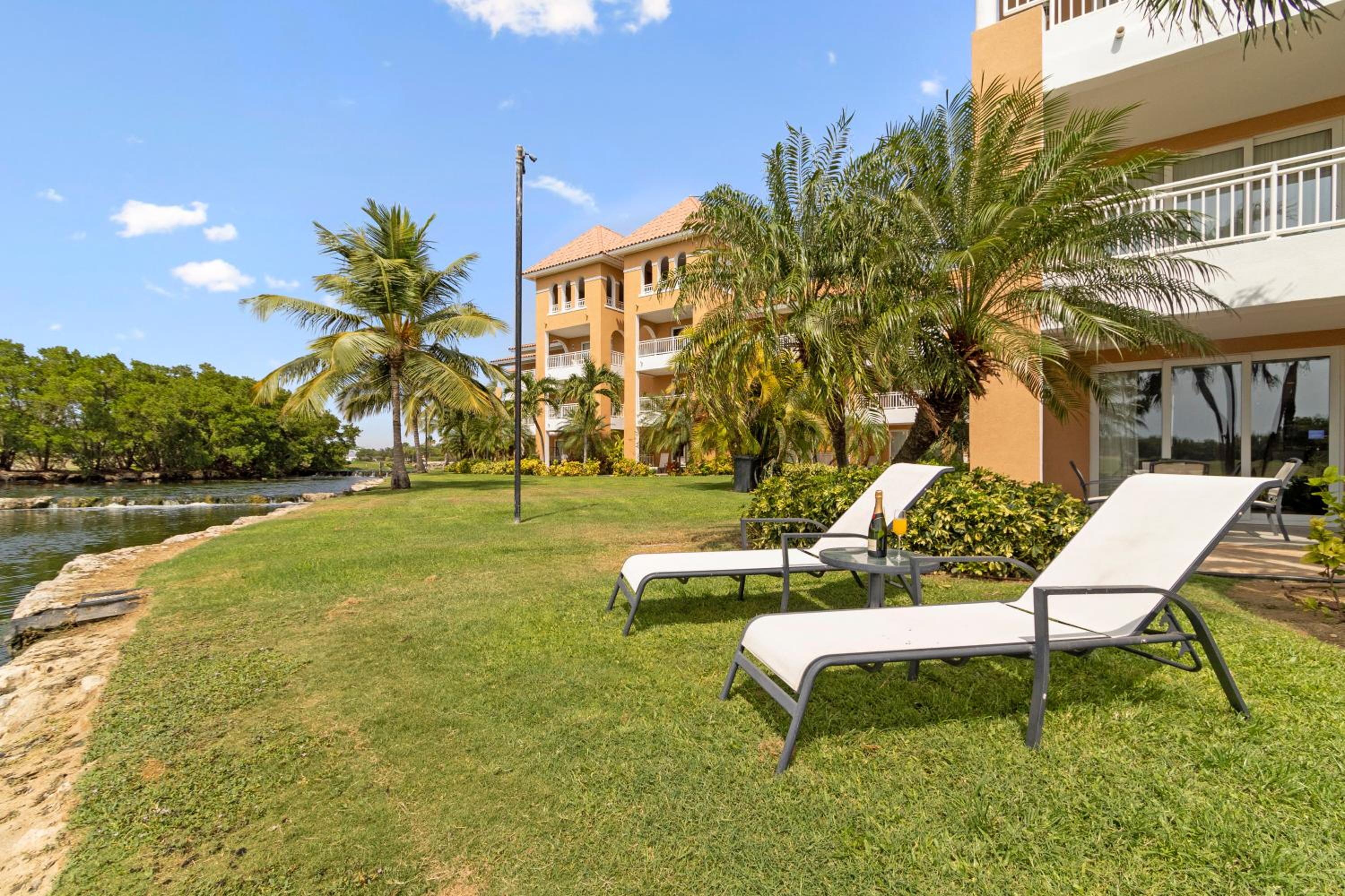 Divi Village Condo 6 J.E. Irausquin Blvd 93