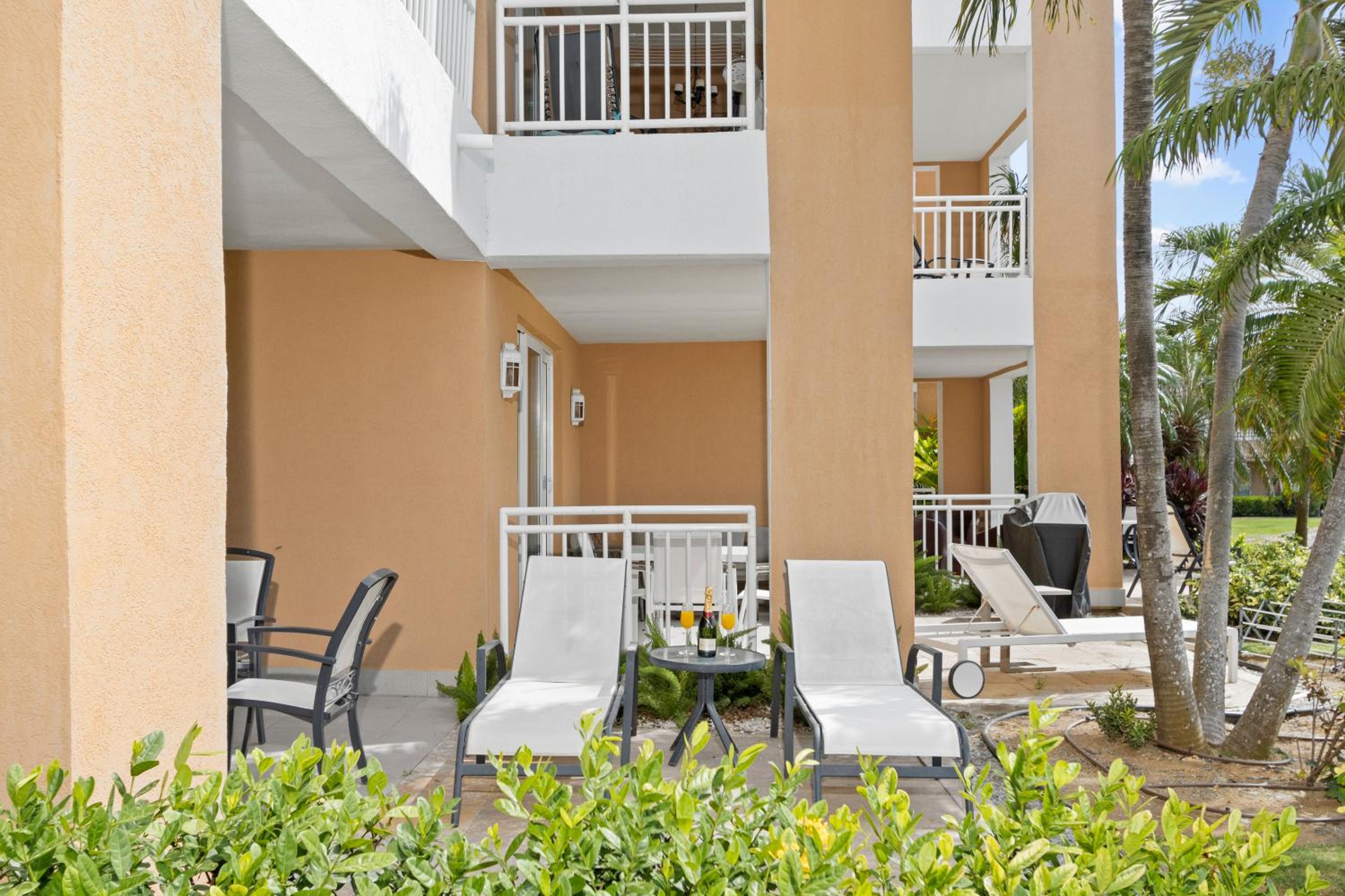 Divi Village Condo 6 J.E. Irausquin Blvd 93