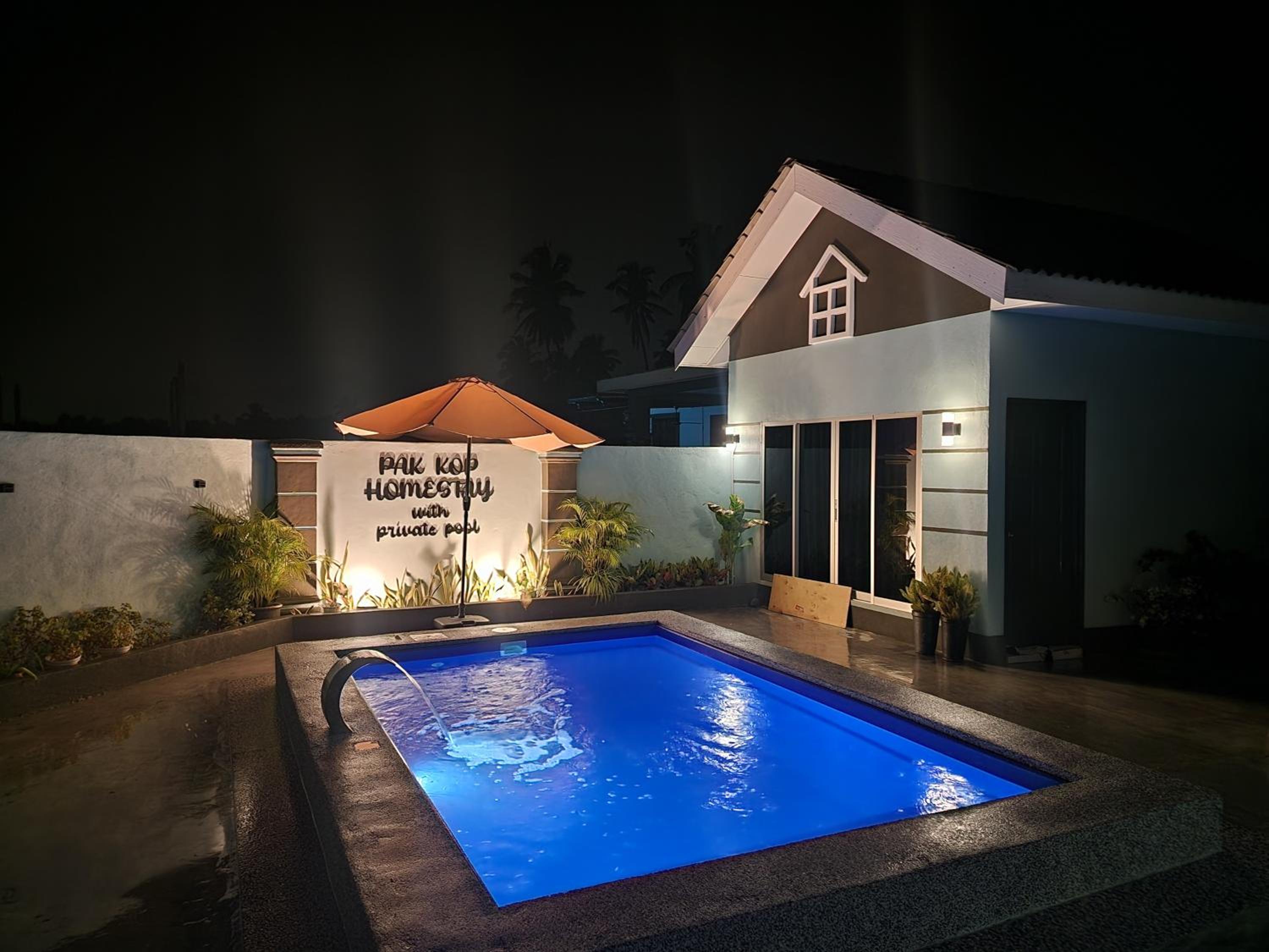 ISLAMIC Pak Kop Homestay with private pool photo 4