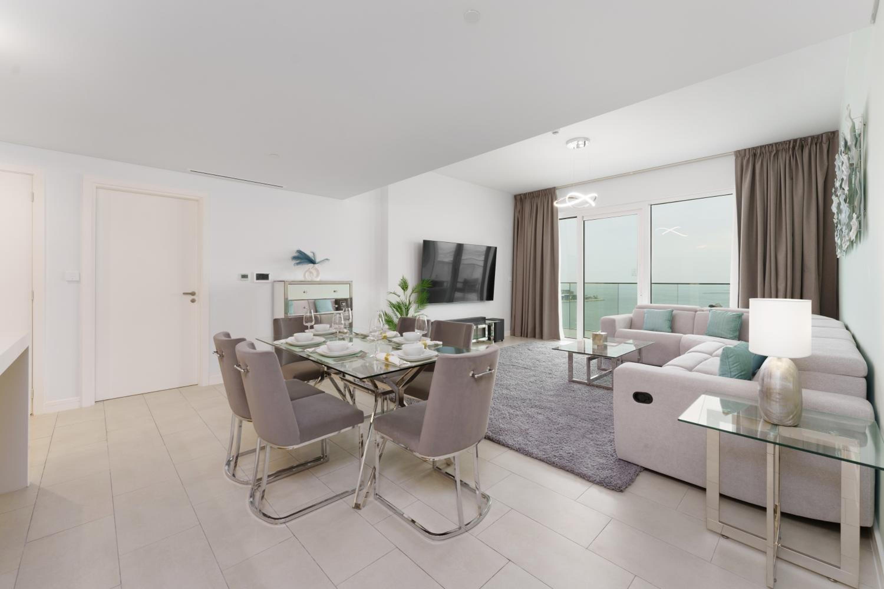 Maison Privee - Seaside JBR Living w/ Open Sea & Bluewaters Views
