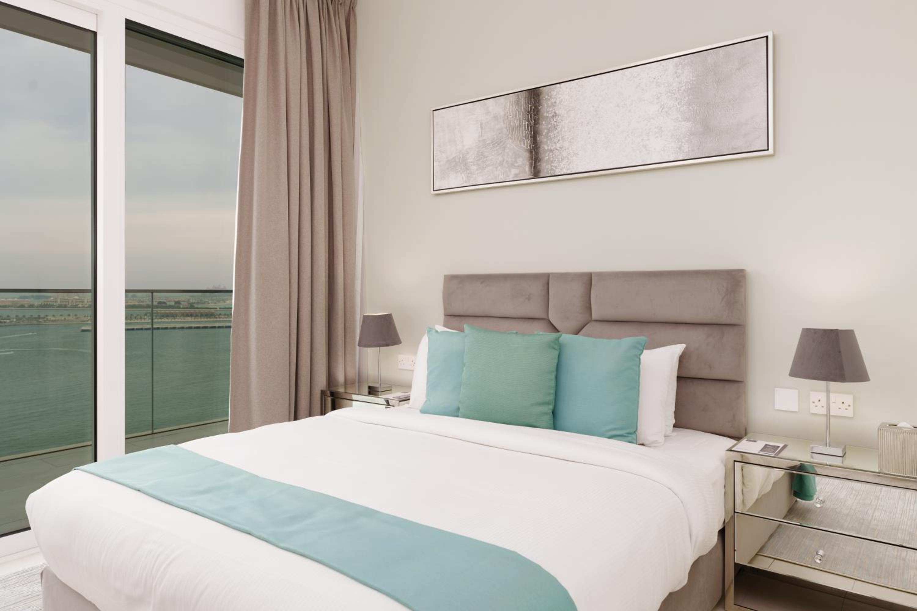 Maison Privee - Seaside JBR Living w/ Open Sea & Bluewaters Views