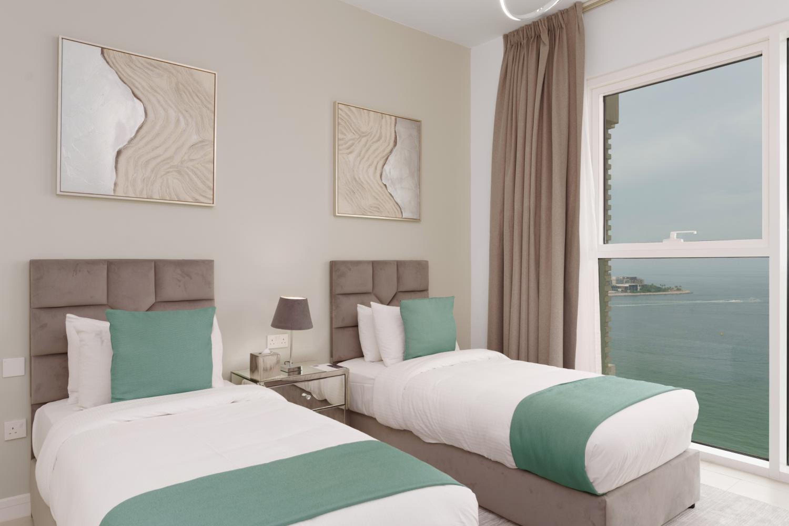 Maison Privee - Seaside JBR Living w/ Open Sea & Bluewaters Views