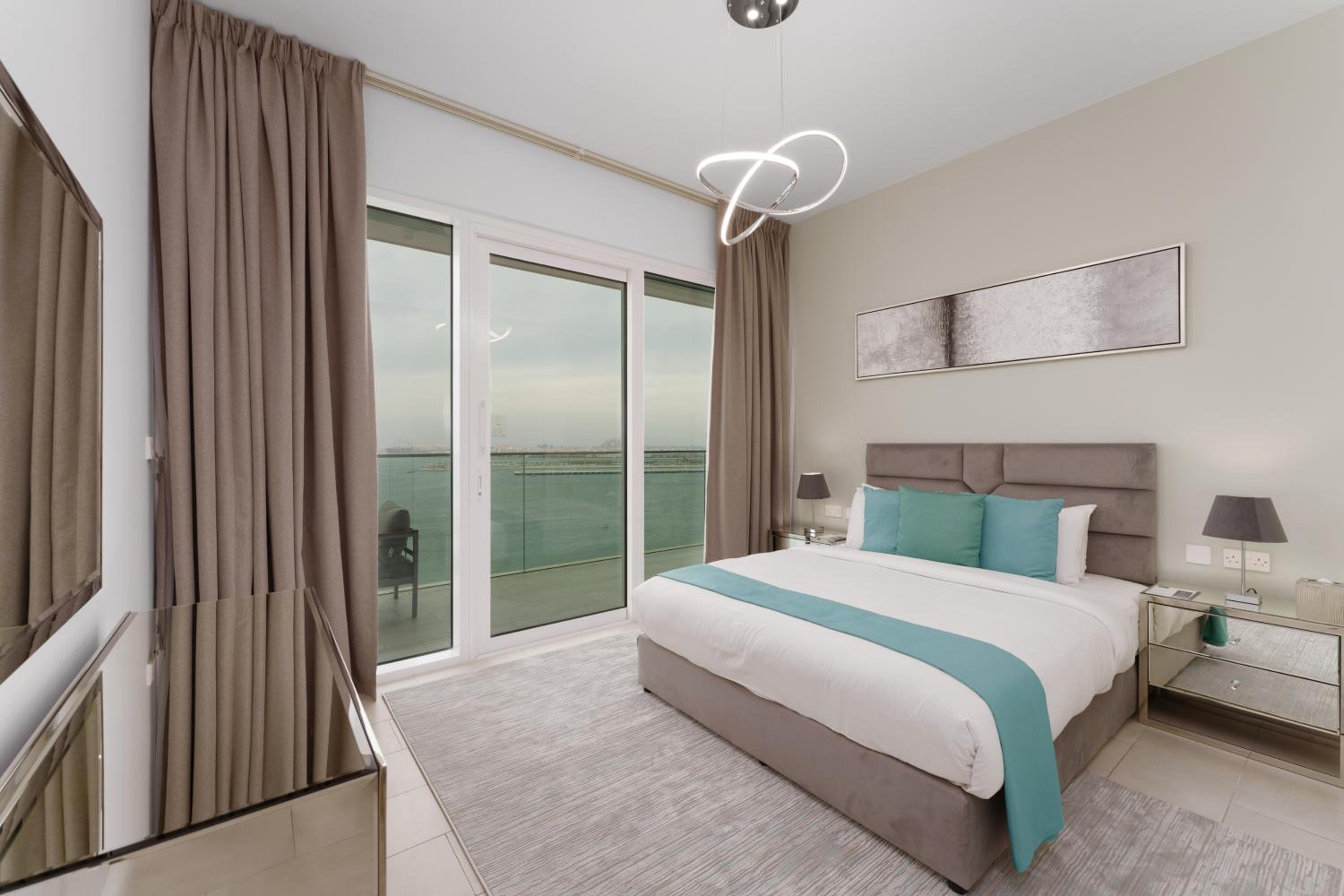 Maison Privee - Seaside JBR Living w/ Open Sea & Bluewaters Views