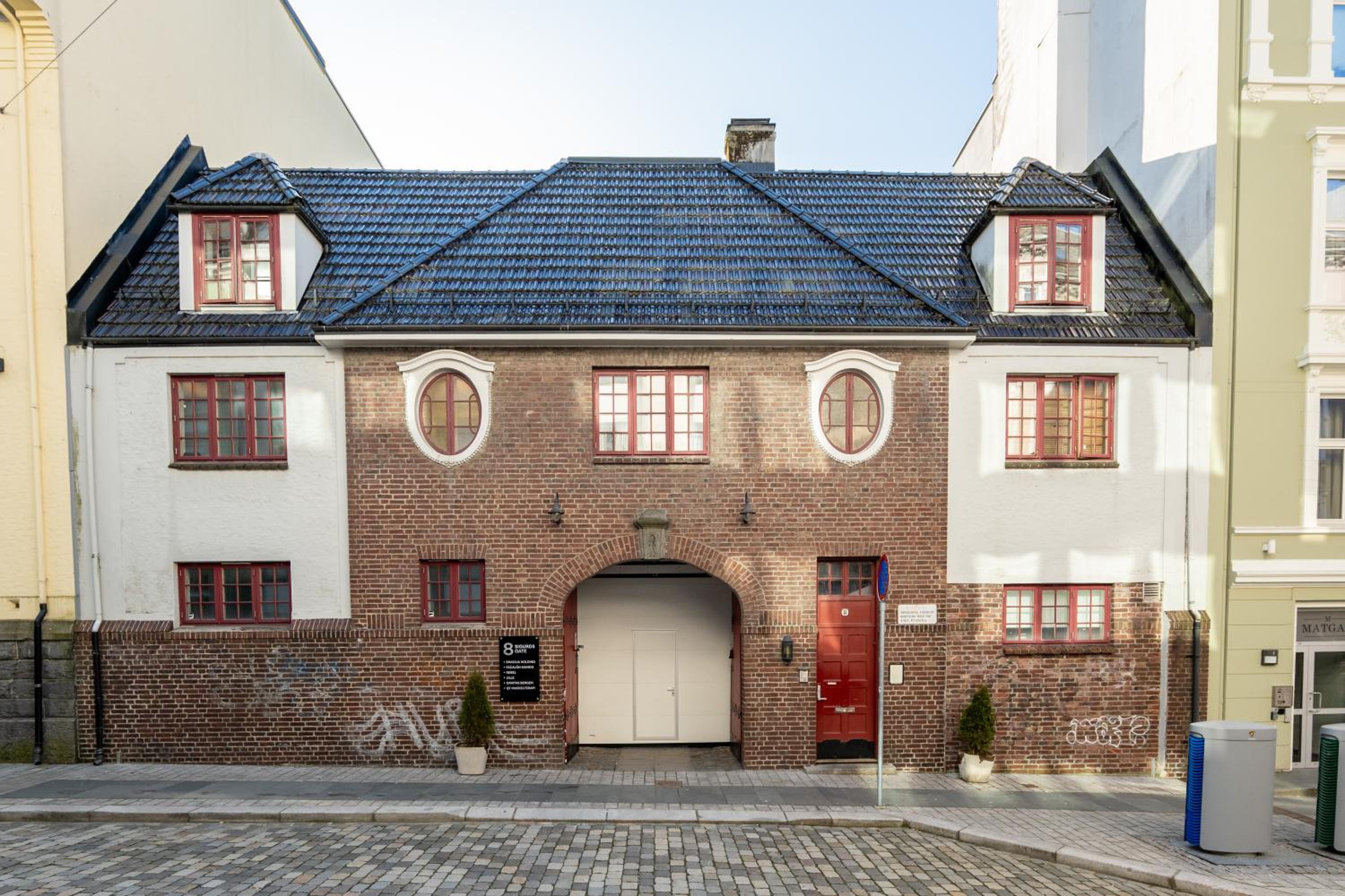 Bergen Vacations - Explore the City! I 500m to Torget I Self Check-in - Property Image 17