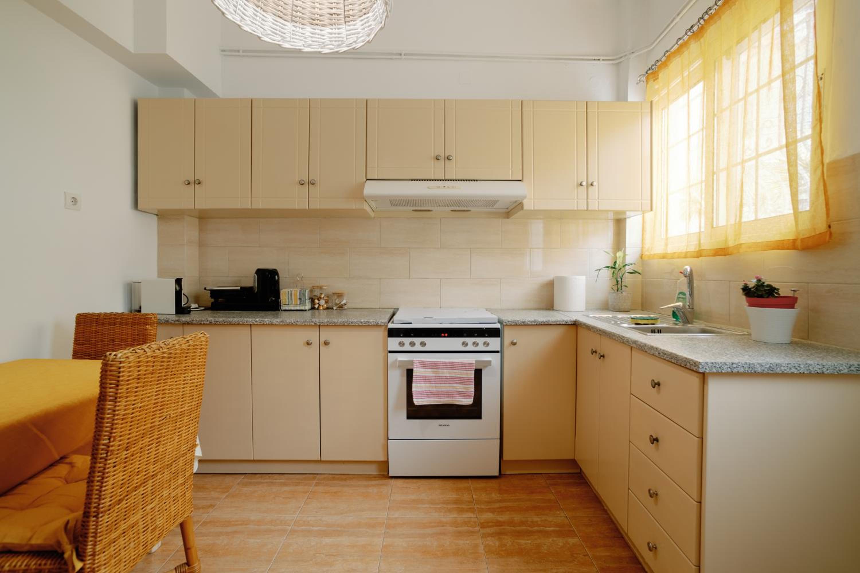 Beachwalk Central Suite photo 5