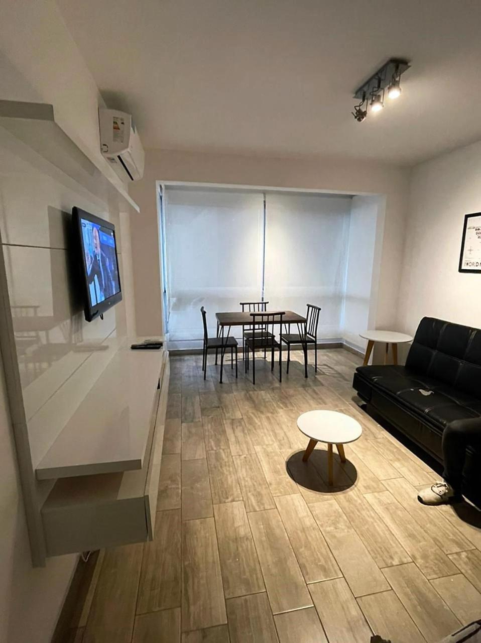 Niceto Vega al 5800 - Palermo Hollywood