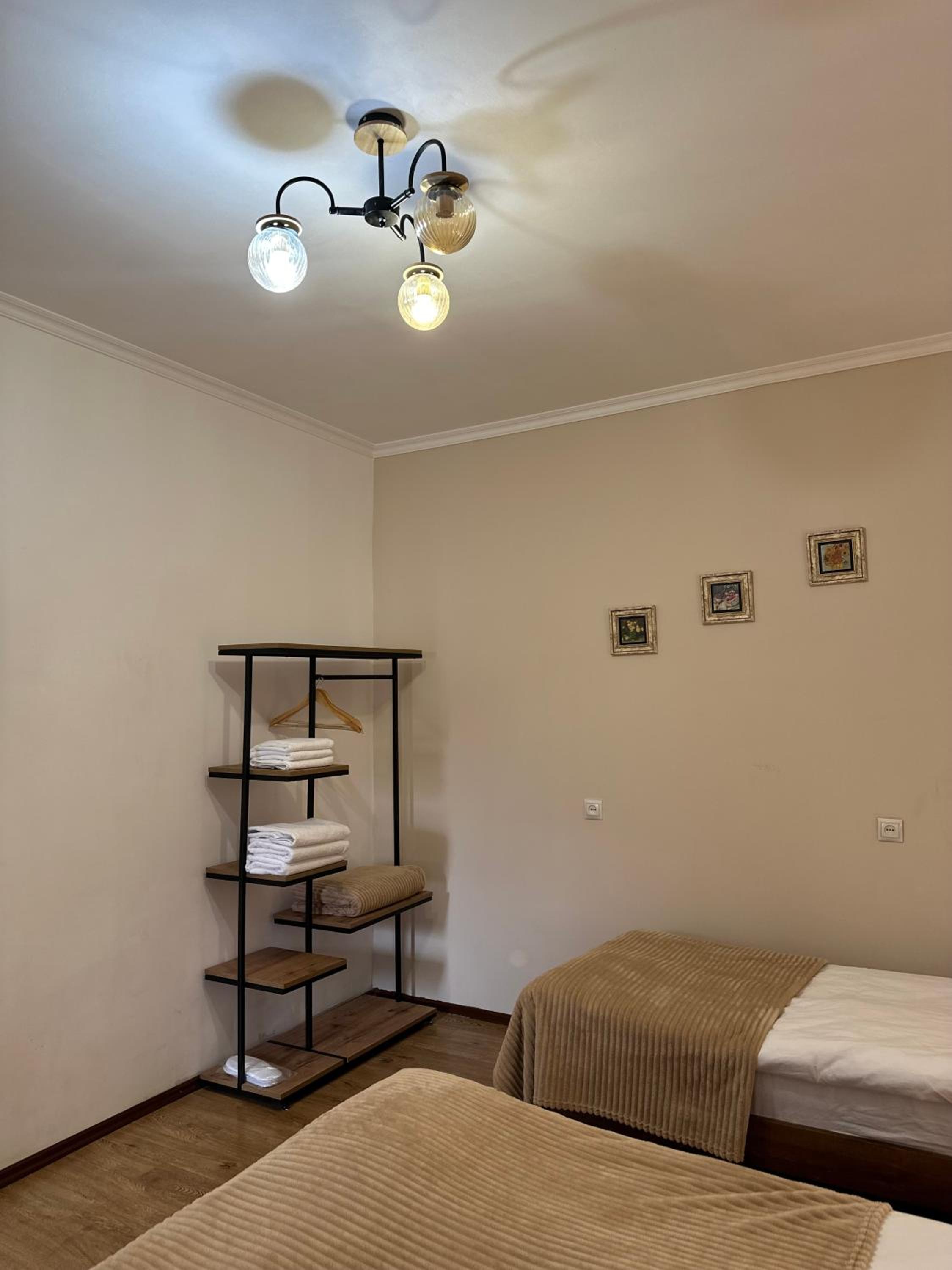 Meshia Apartment
