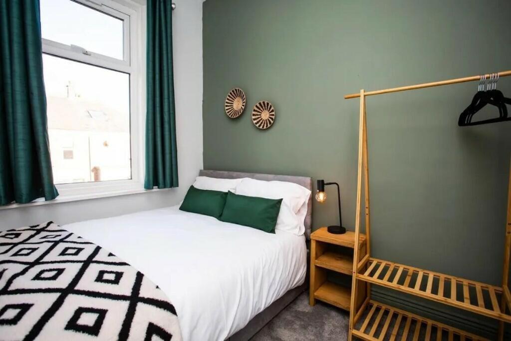 West Beck House Newcastle - Single Room