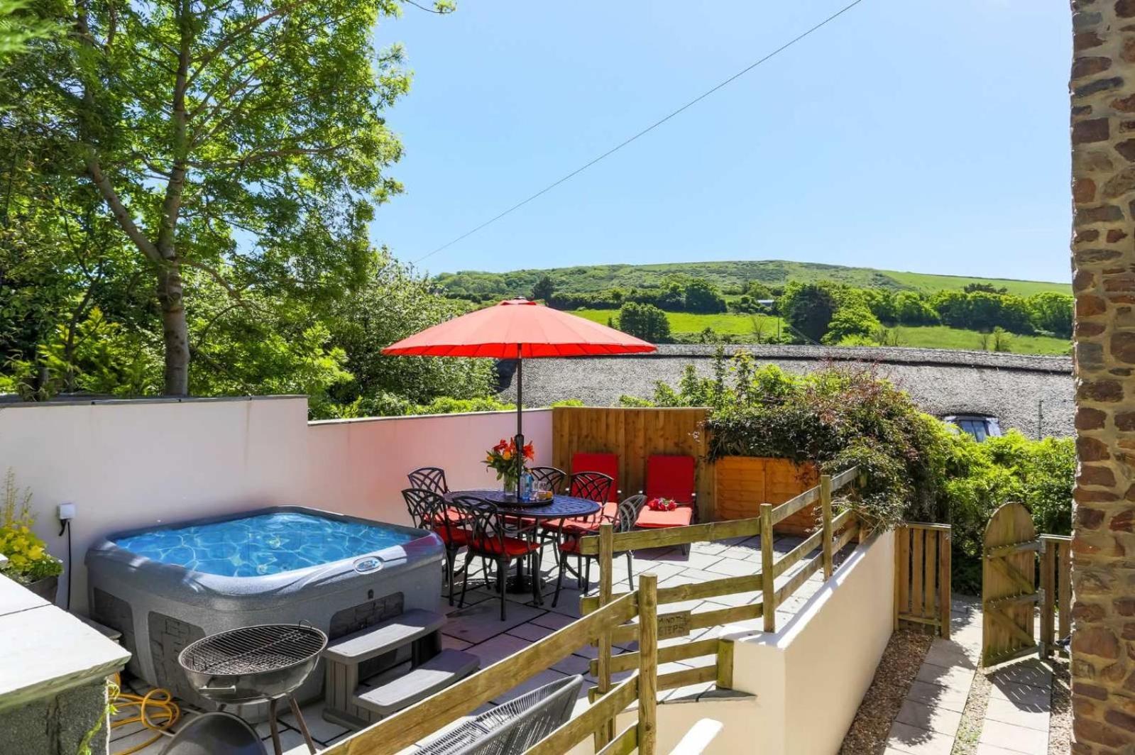 CROYDE THATCHERS HIDEAWAY 2 Bedrooms view 3