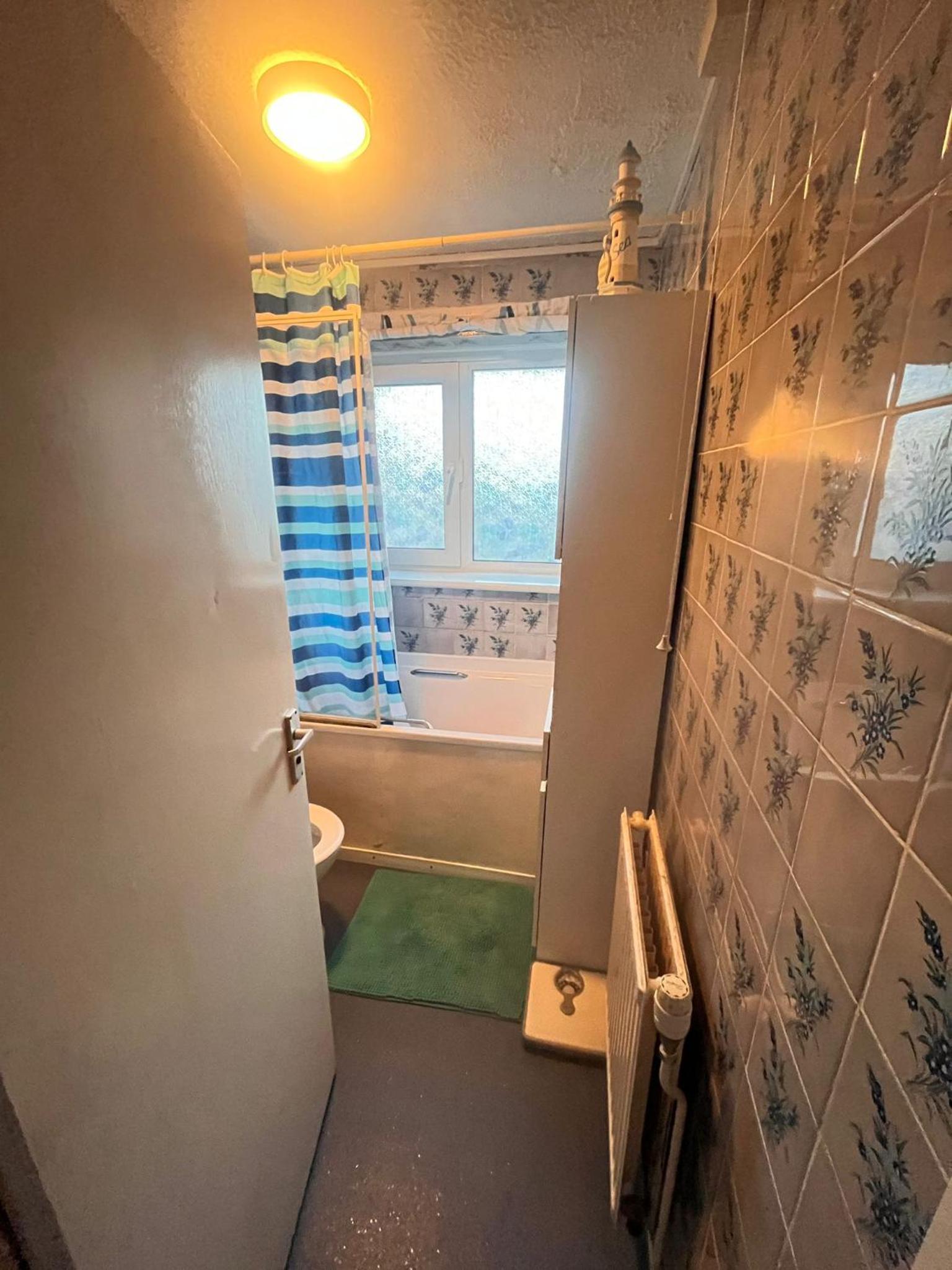2 Bed-Sleeps5-Free Parking-10 min Walk underground
