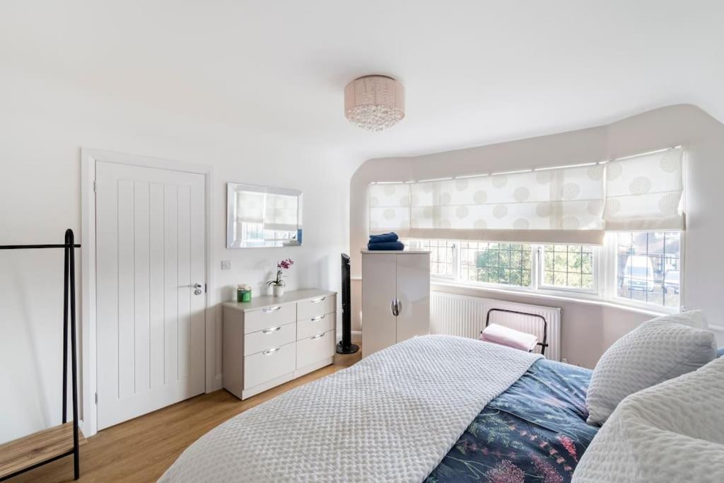 Home by the Sea in Rustington view 2