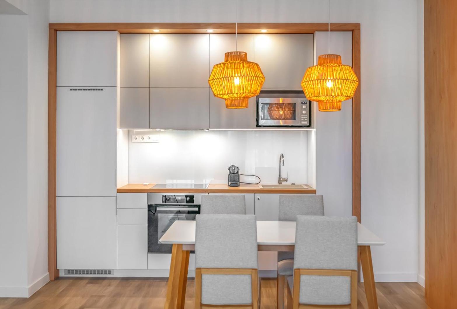 Platán Apartman by HelloBalatonlelle