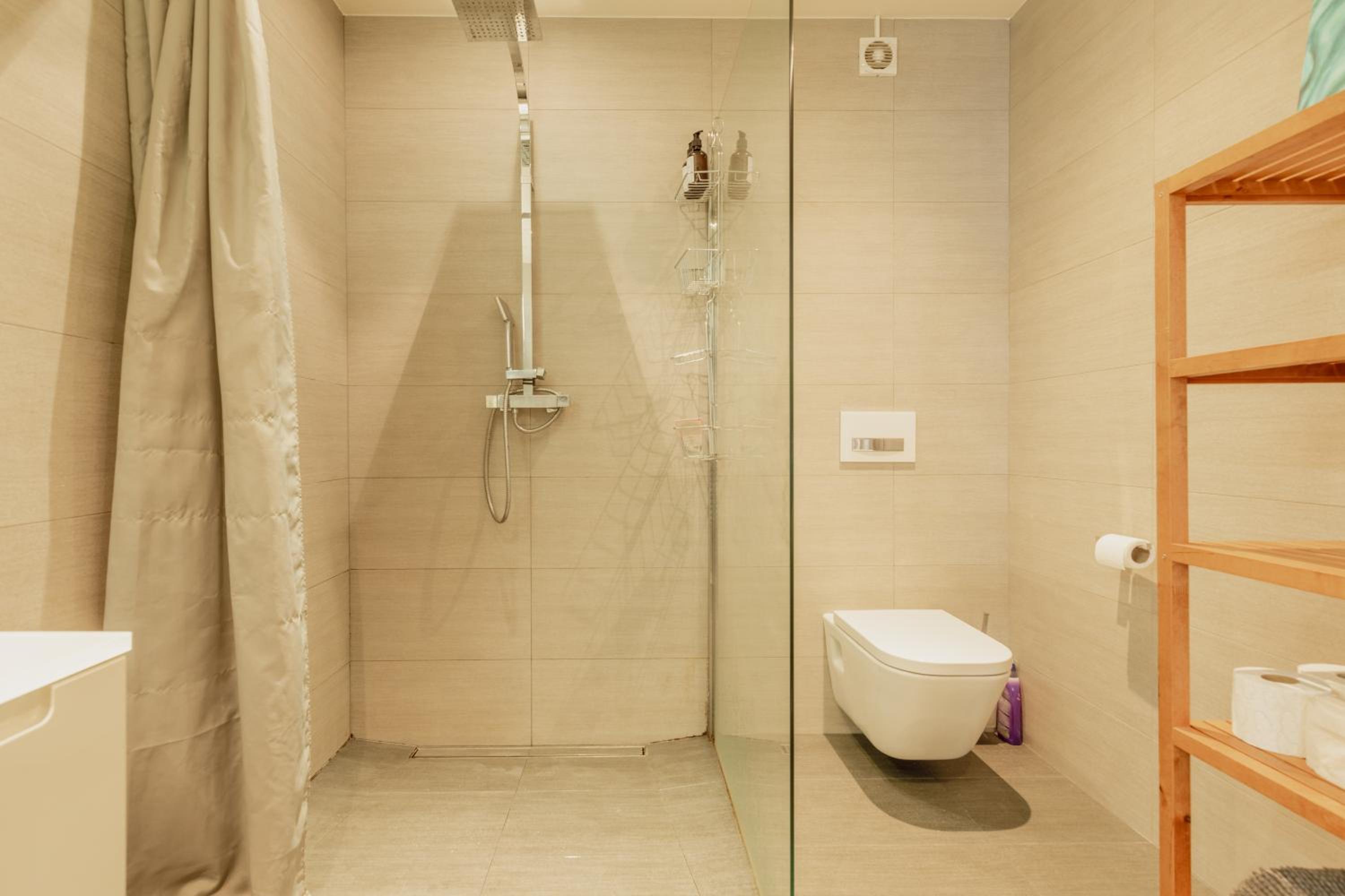Appartement spacieux à 15 minutes du jet d'eau