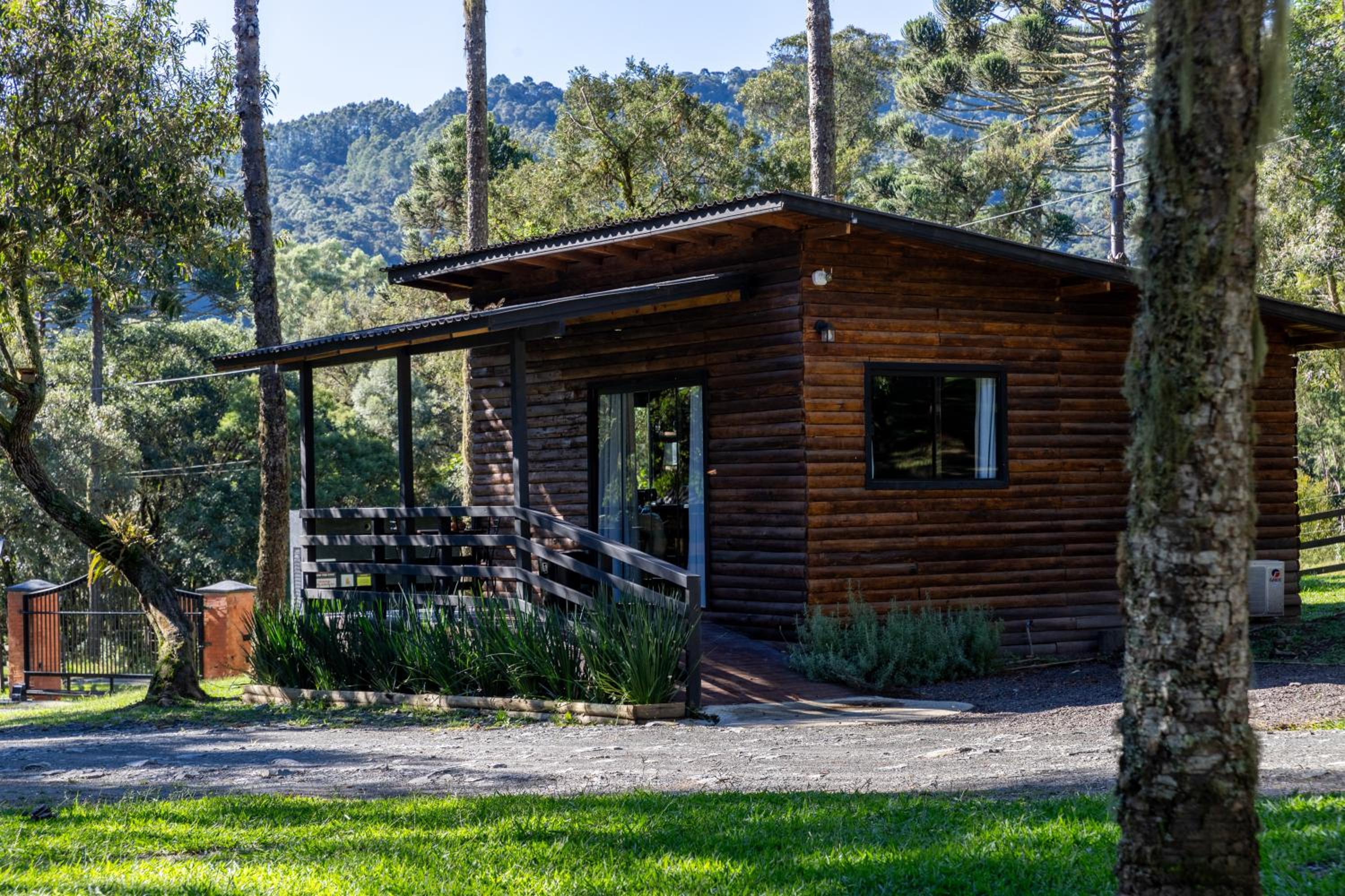 Hotel Hope Valley Cabanas