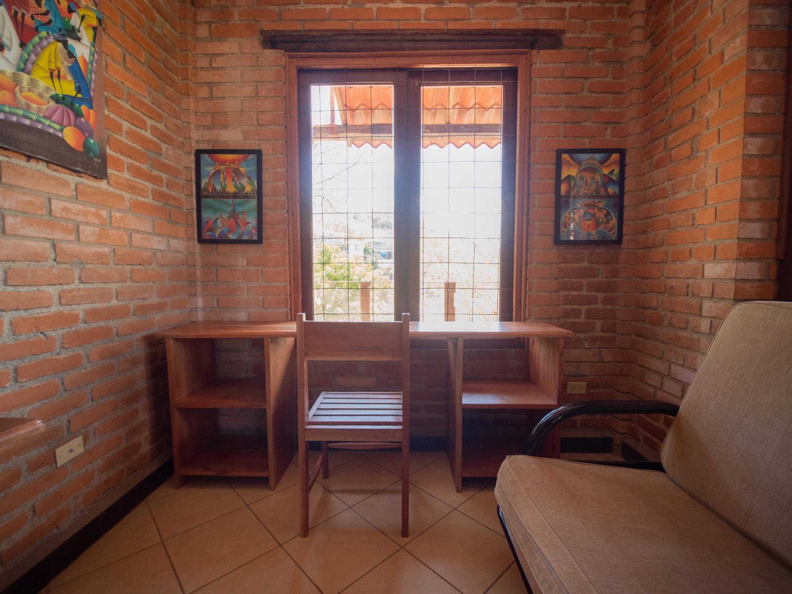 2 bedroom apartment with bay view, deck and roof terrace view 4