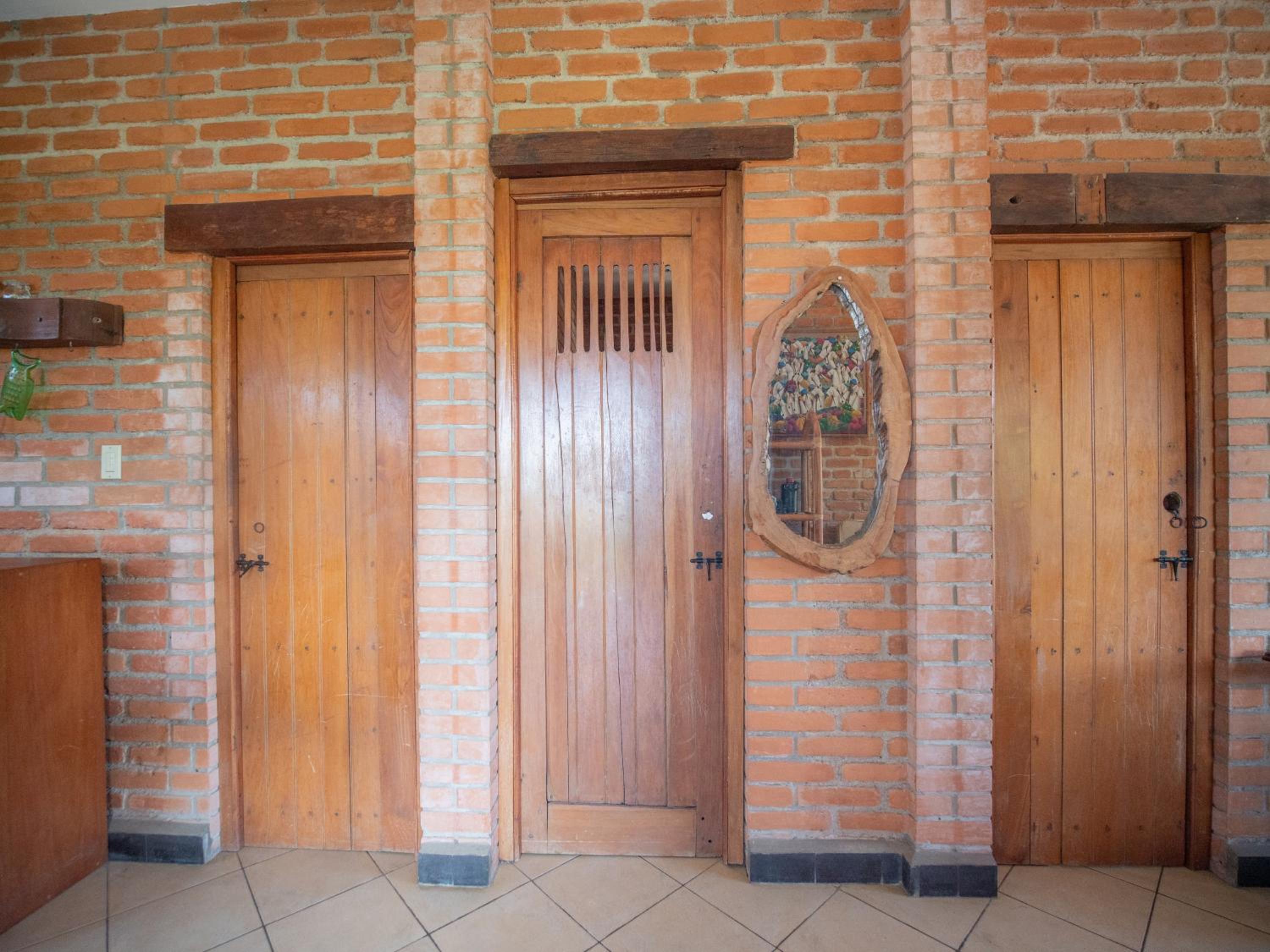2 bedroom apartment with bay view, deck and roof terrace view 5