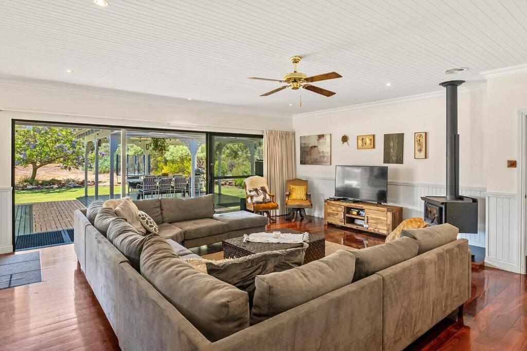 Yallingup Country Homestead