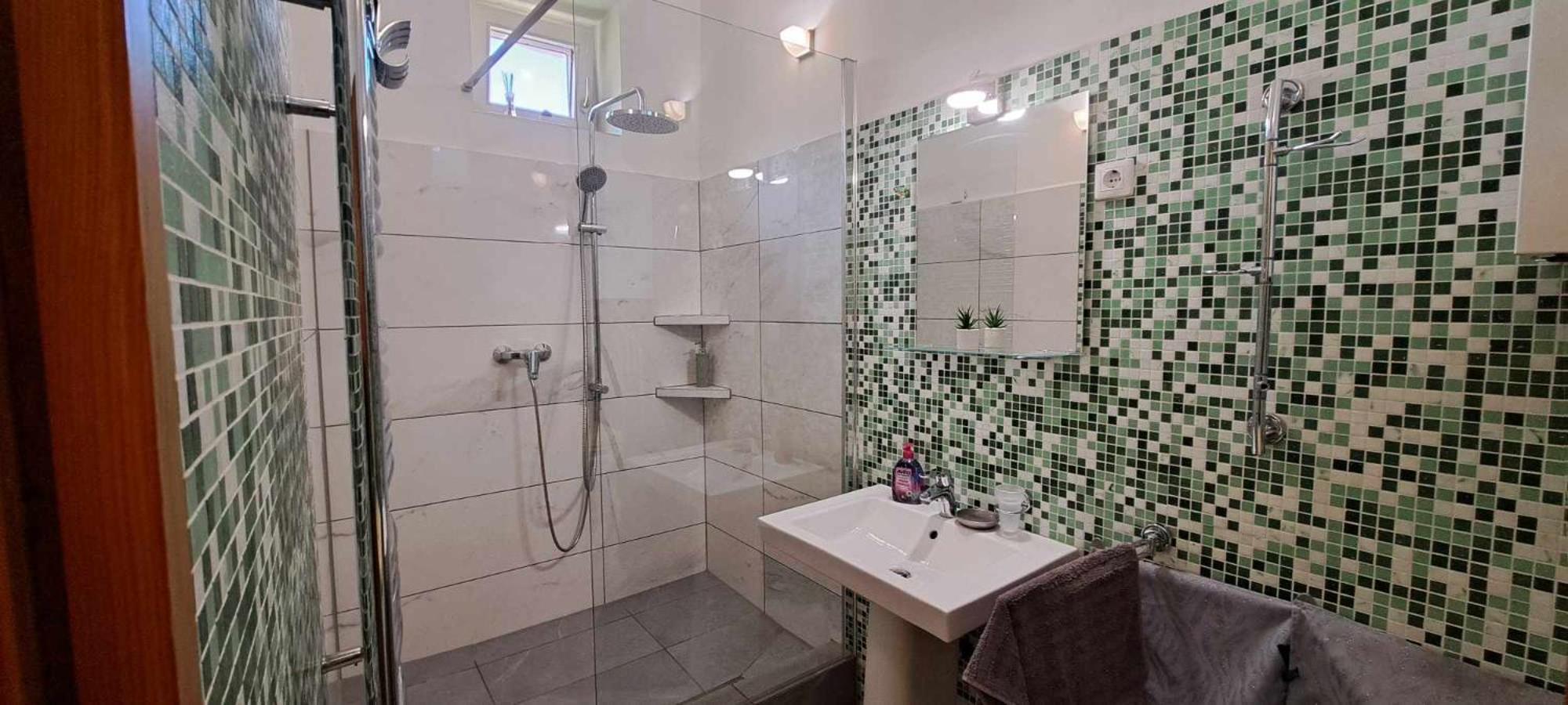 Szandi Belvárosi Apartman view 3