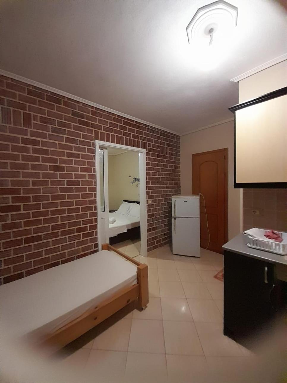Vila Redstone Apartment ksamil