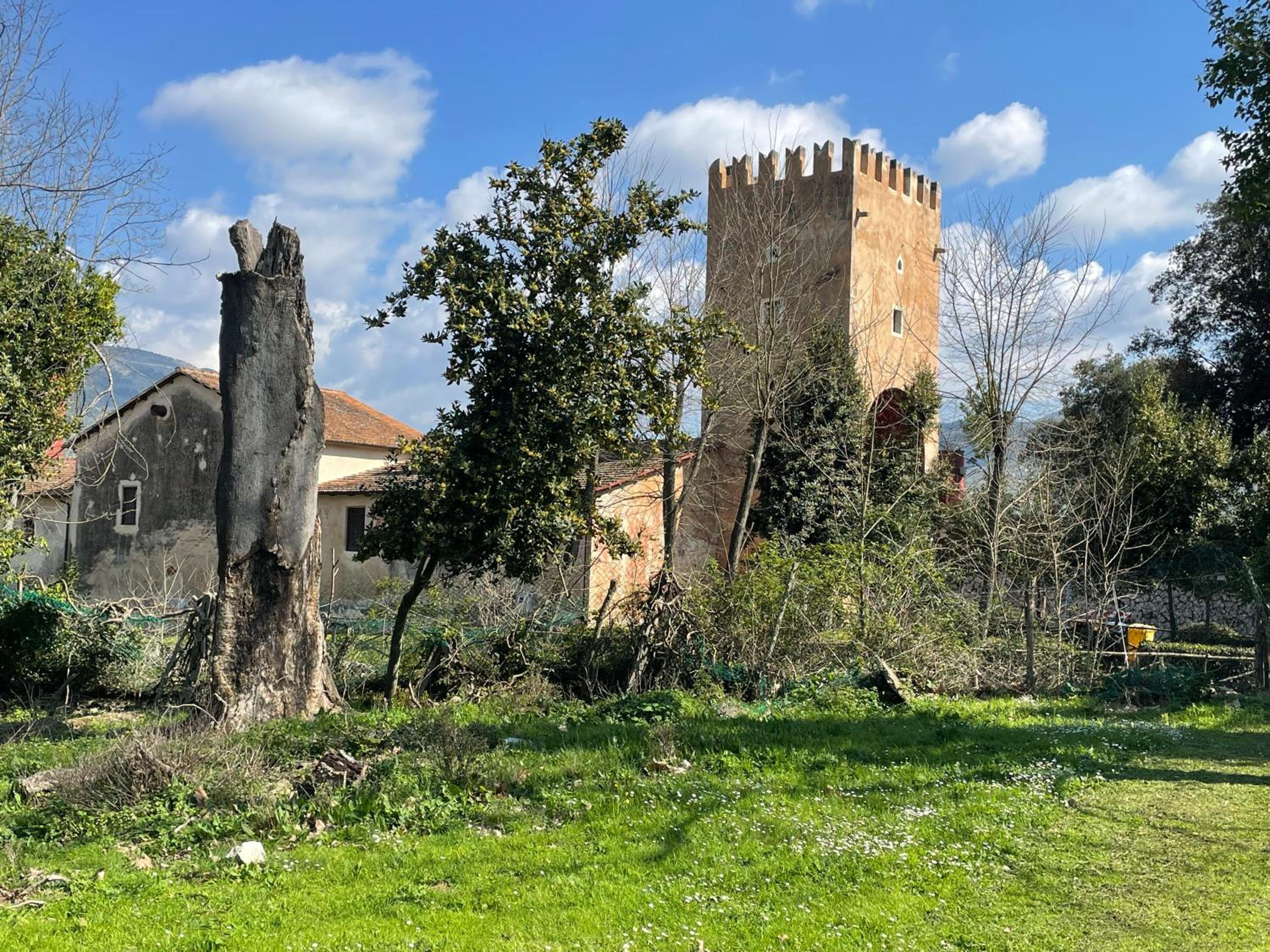 Alloggio La Torre Fossanova view 3