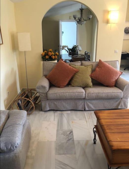 High Quality, Spacious, 4 Bedroom private Villa