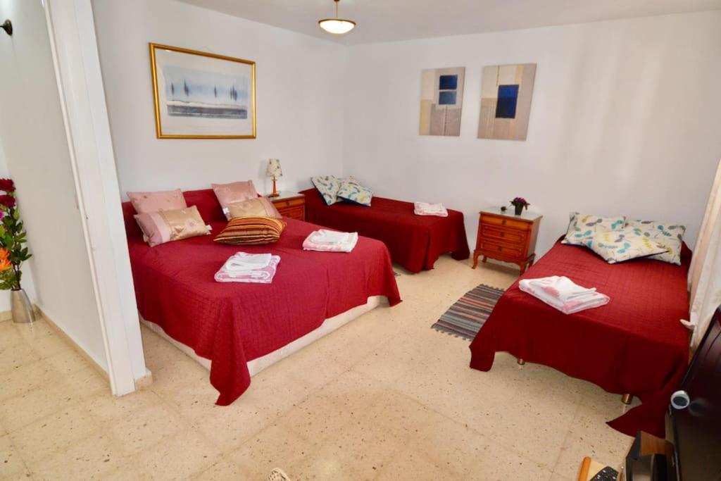 High Quality, Spacious, 4 Bedroom private Villa