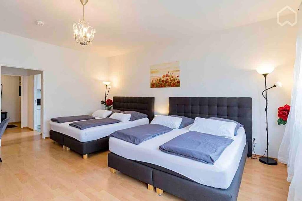 modern & bright Apartment +parking @Kurfürstendamm