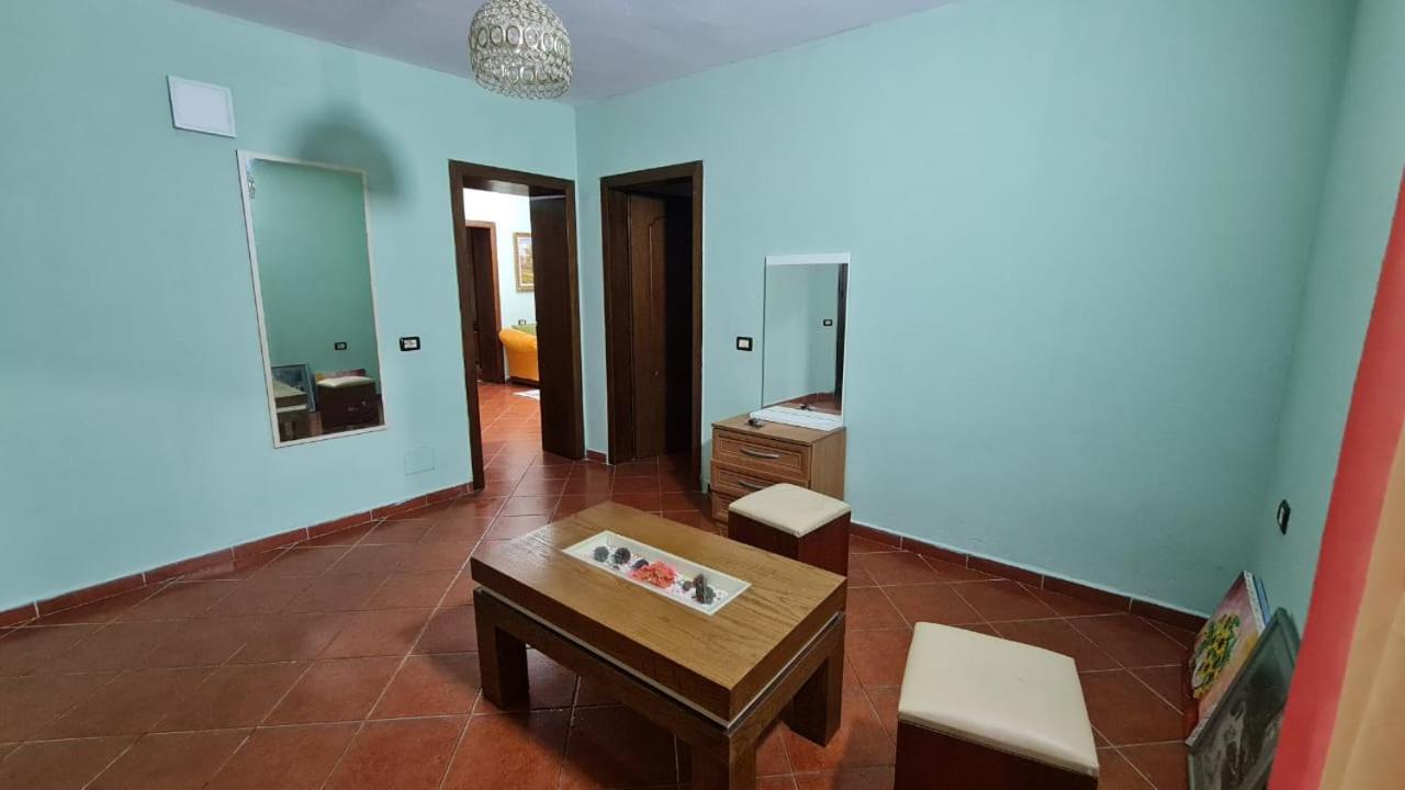 Calmly, spacious apartment next to USA embassy