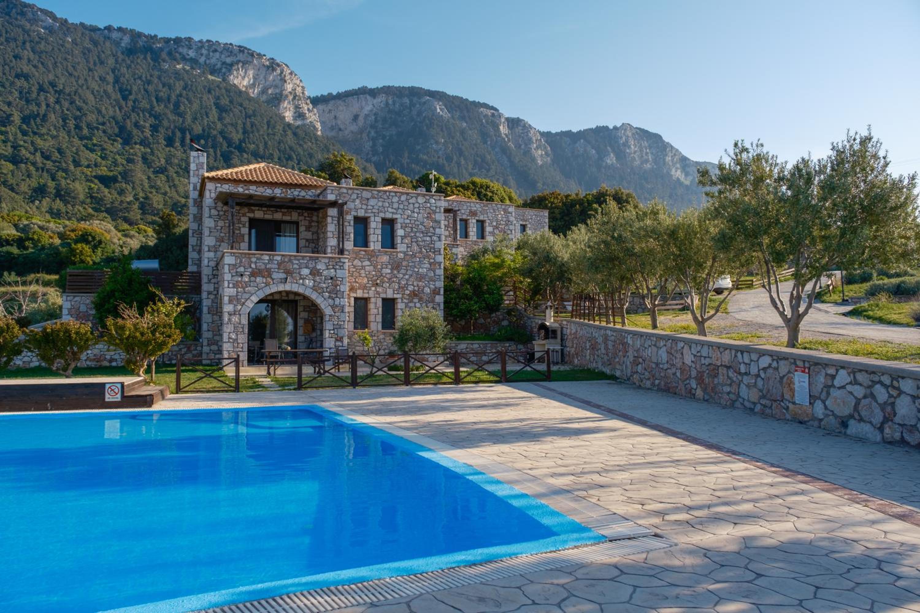 Salagro Seaview Villas Salakos