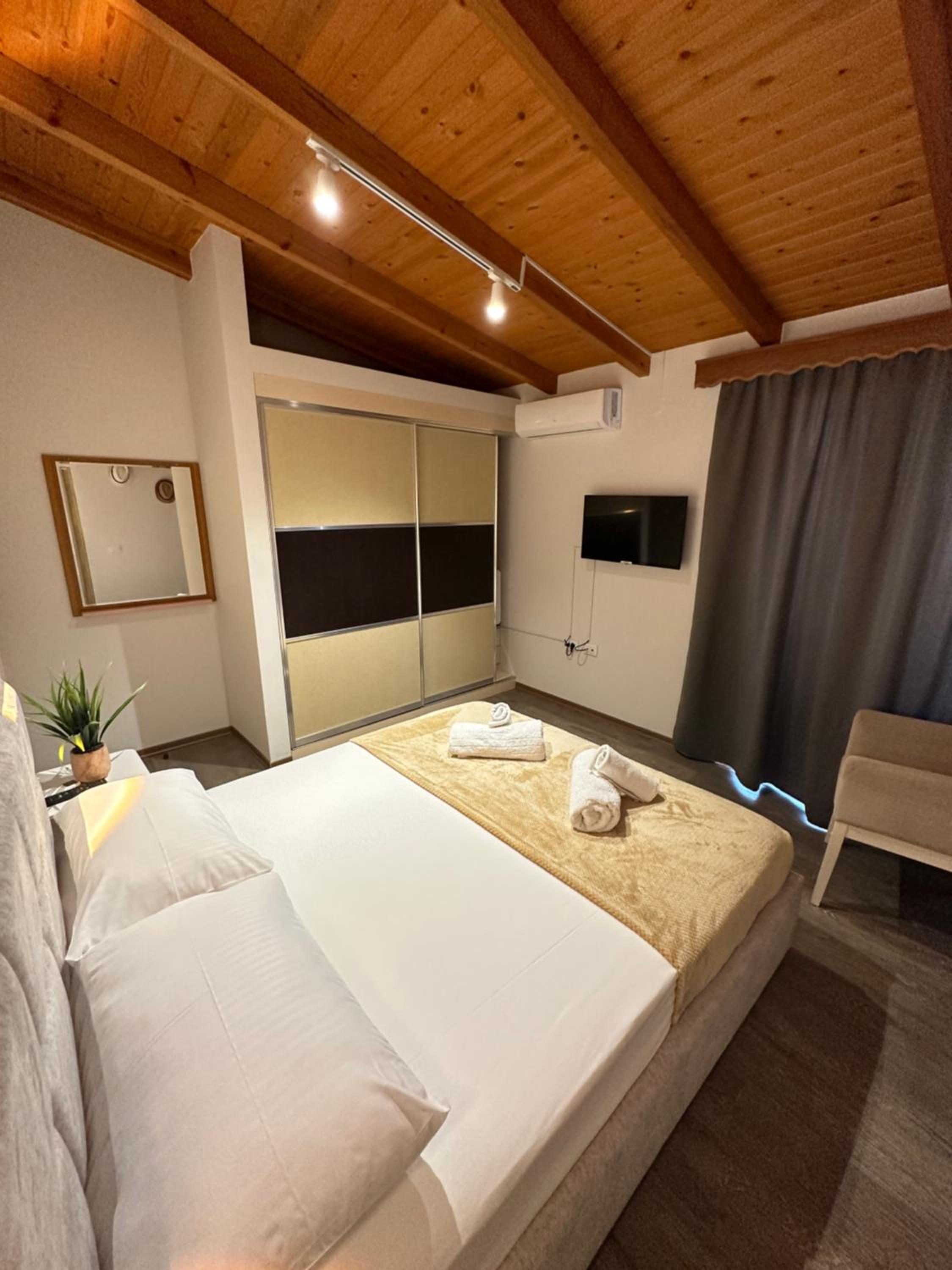 Anel Suites