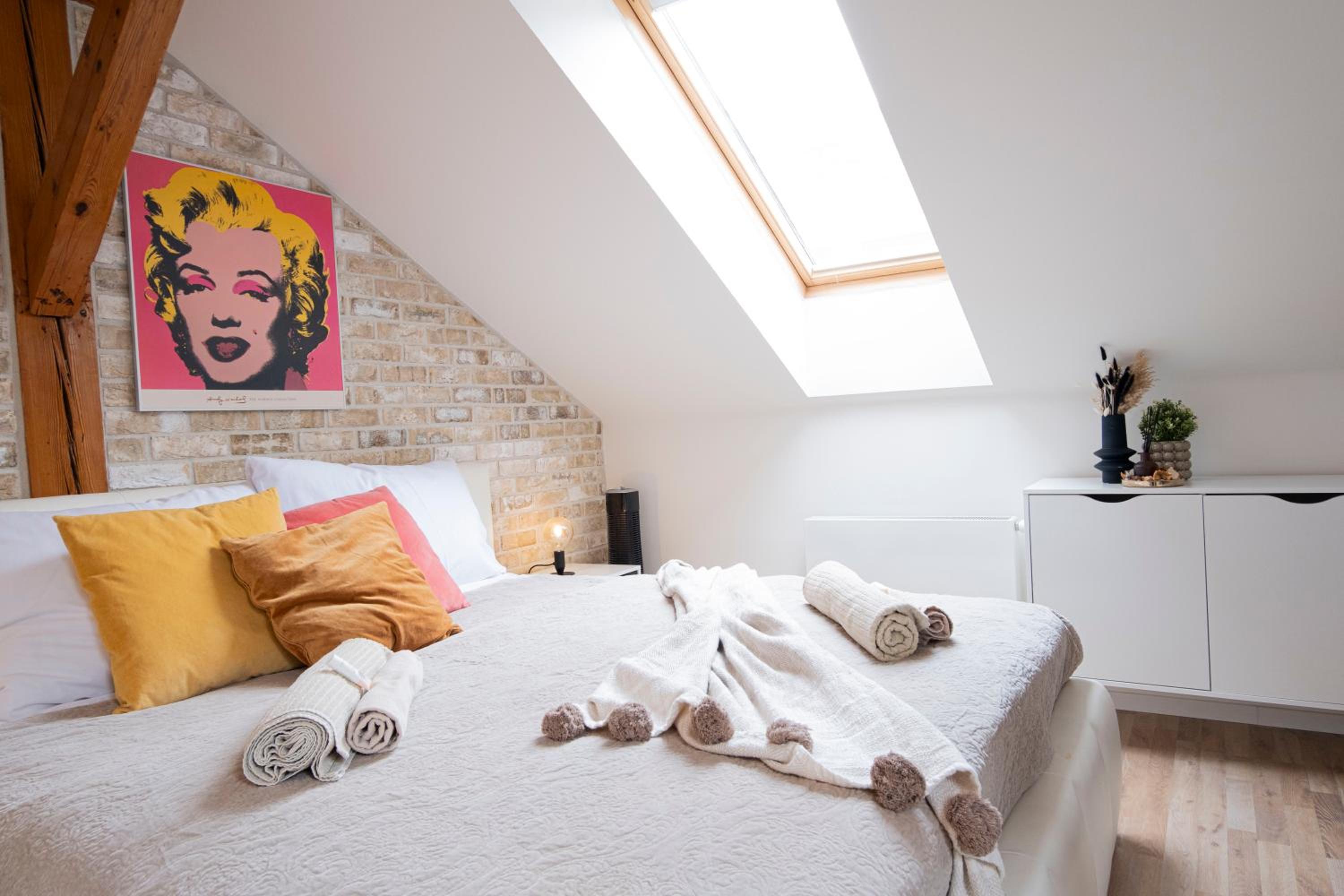 Rentero Marilyn Monroe Apartment with AC in Prague center