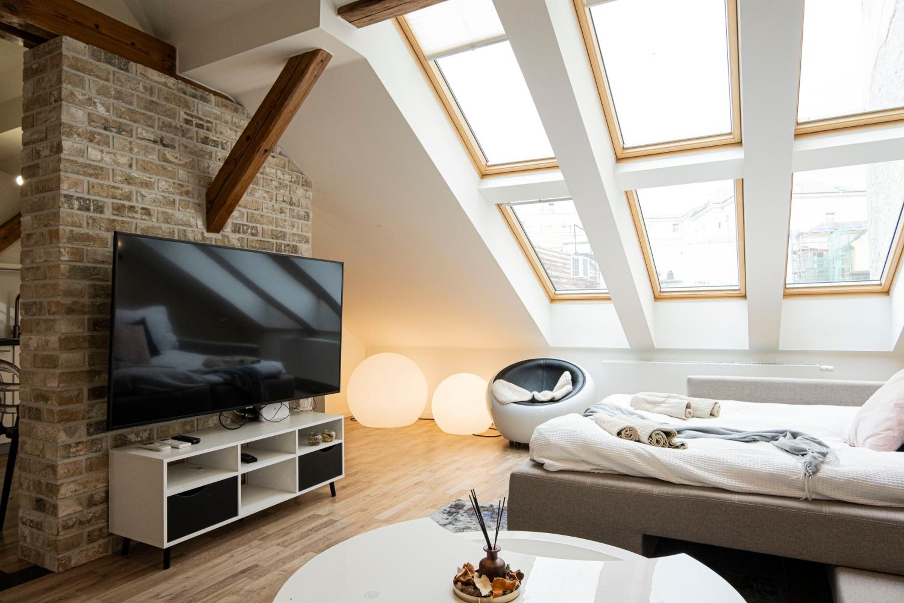 Rentero Marilyn Monroe Apartment with AC in Prague center