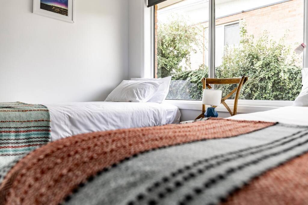 Suncatcher St Helens - Views - Sleeps 4