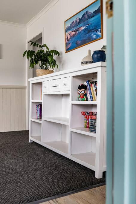 Suncatcher St Helens - Views - Sleeps 4