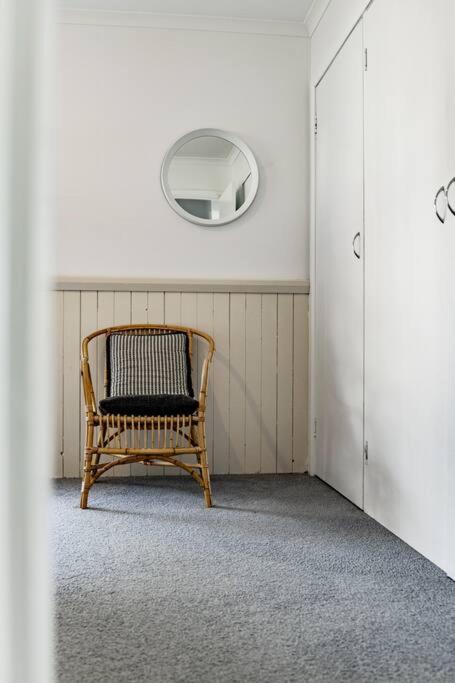 Suncatcher St Helens - Views - Sleeps 4
