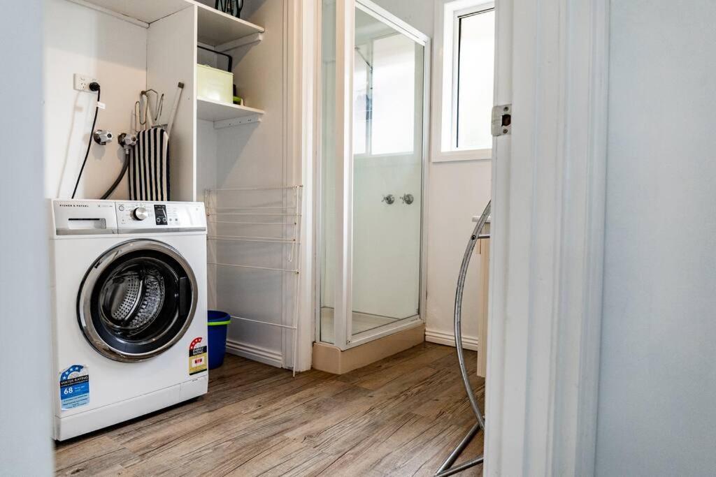 Suncatcher St Helens - Views - Sleeps 4