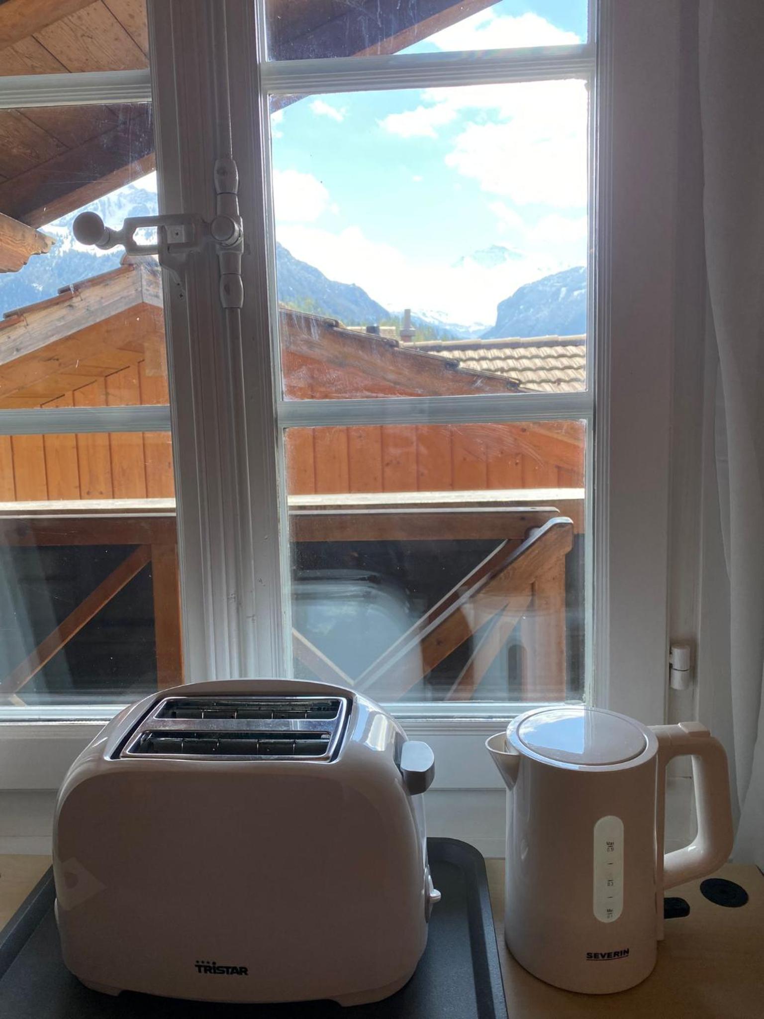 Chalet Studio Apartment with Aircon