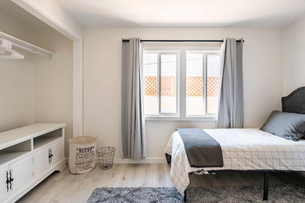 Newly Remodeled House in Cul-de-Sac view 4