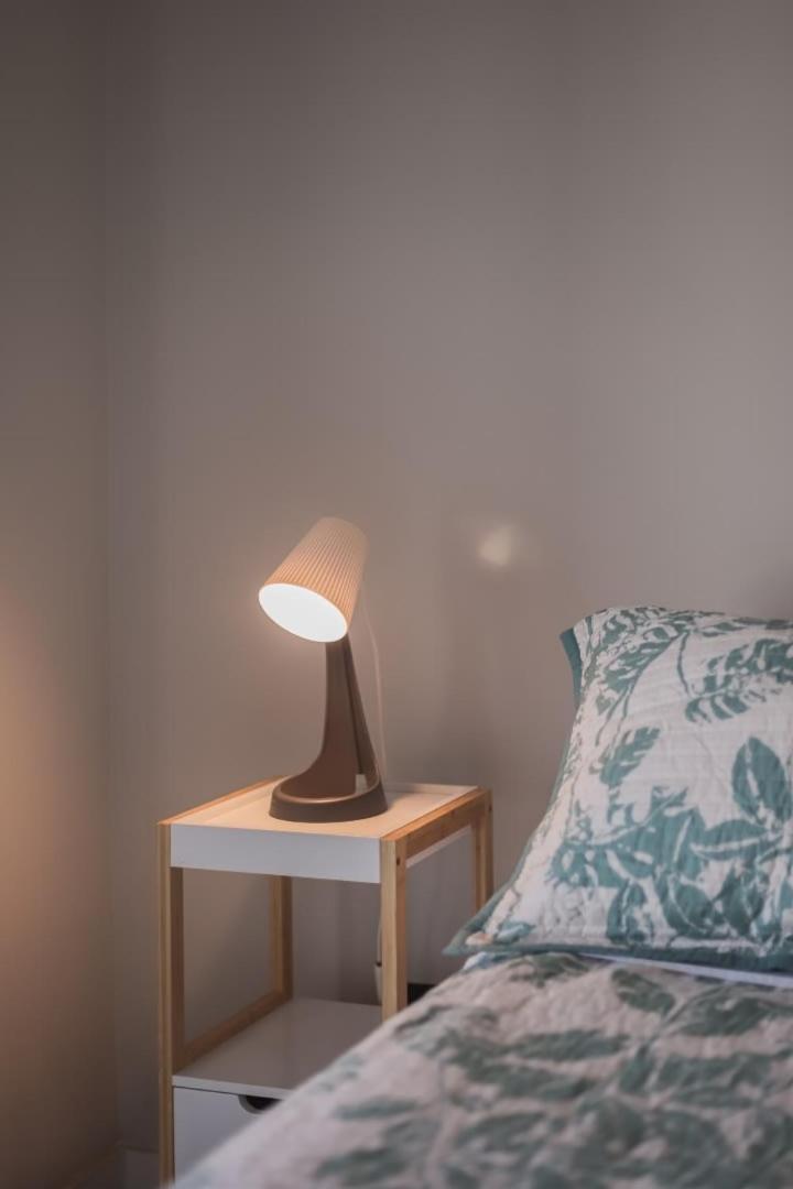 Cozy apartment steps away from Costanera Center
