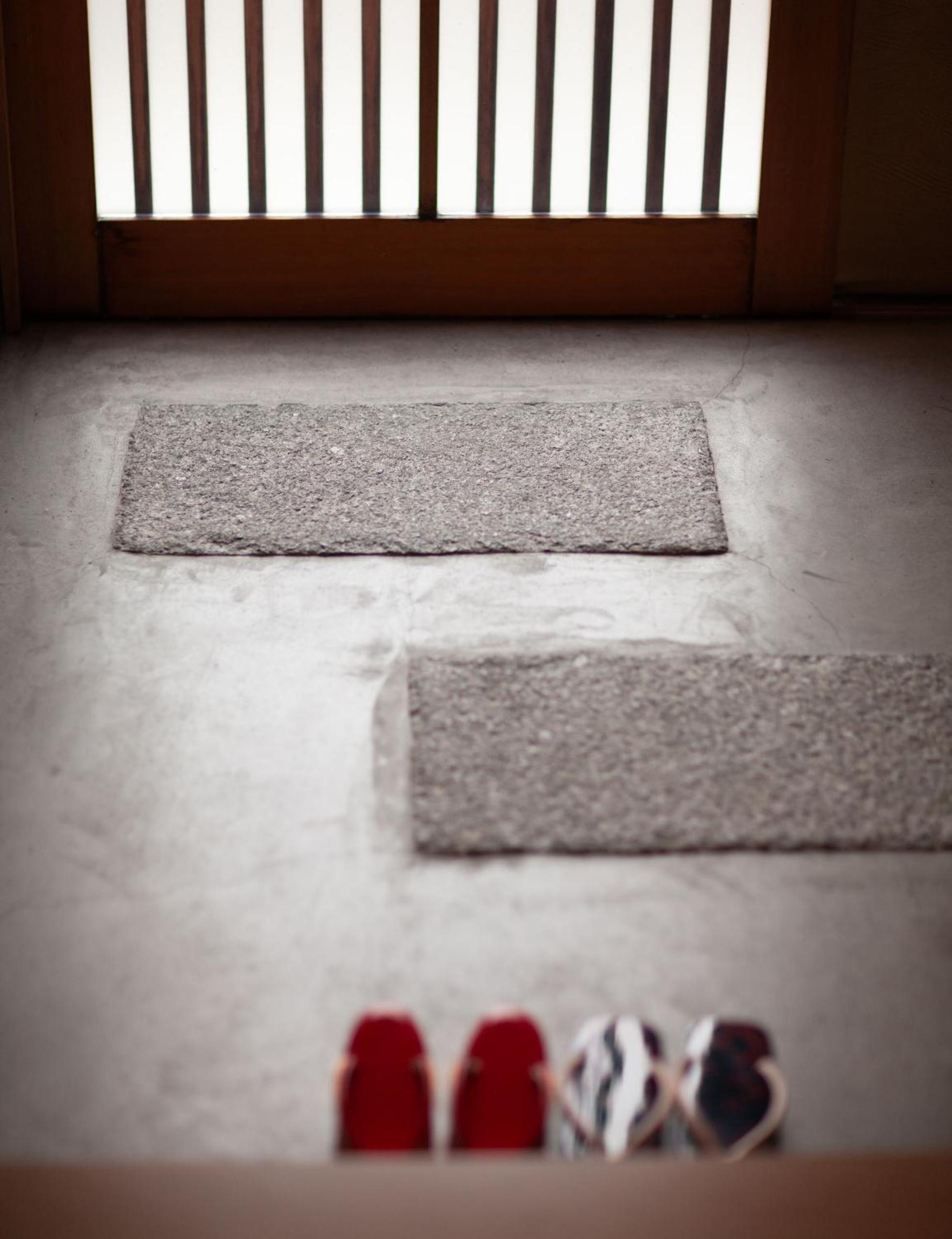 Samurai Suite 2 , 15mins from Kyoto Eki , 5 mins to Arashiyama view 4