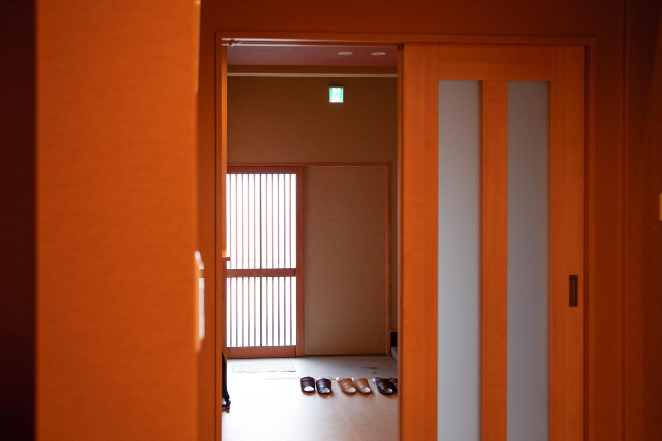 Samurai Suite 2 , 15mins from Kyoto Eki , 5 mins to Arashiyama view 5