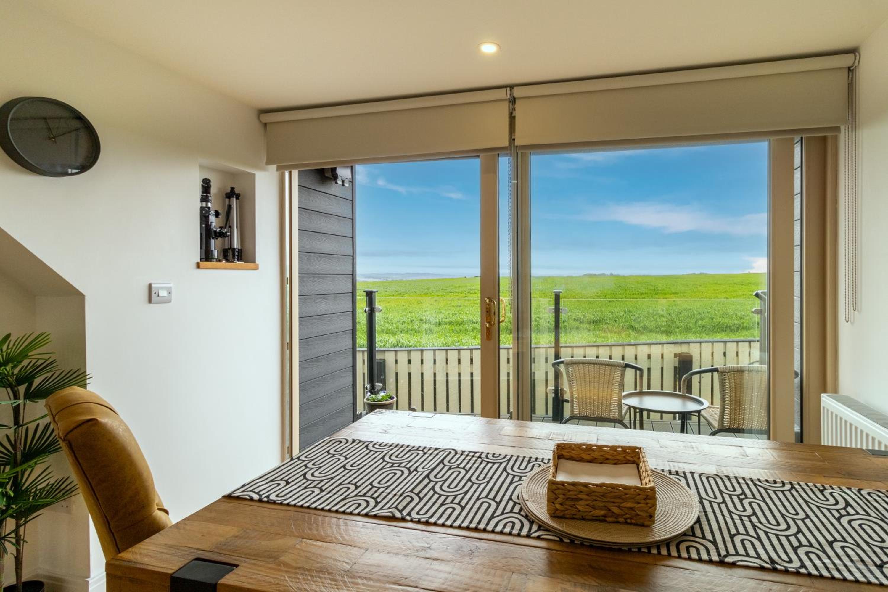 Picturesque cottage with views
