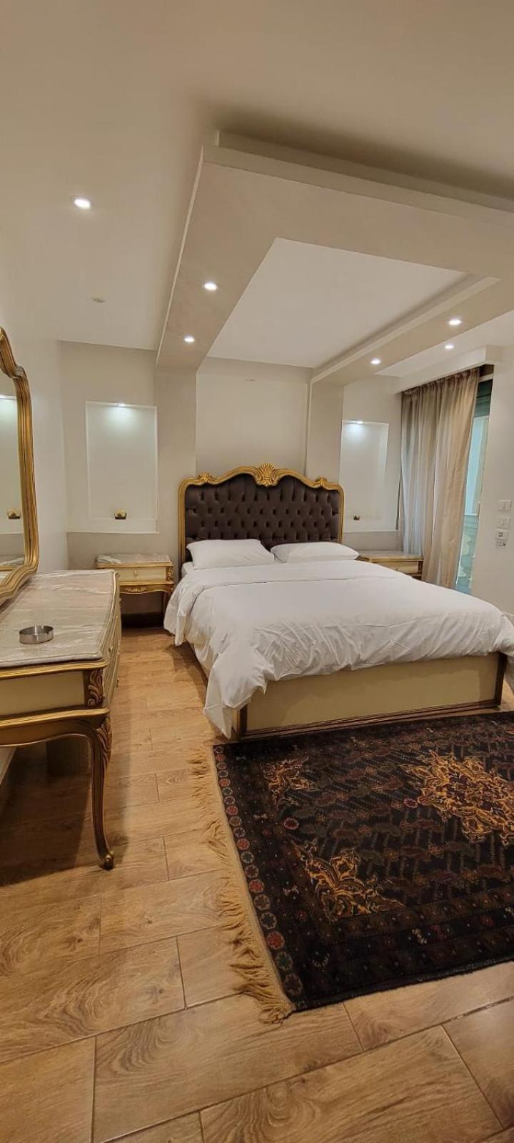 Luxury apartments Mohandisem 703