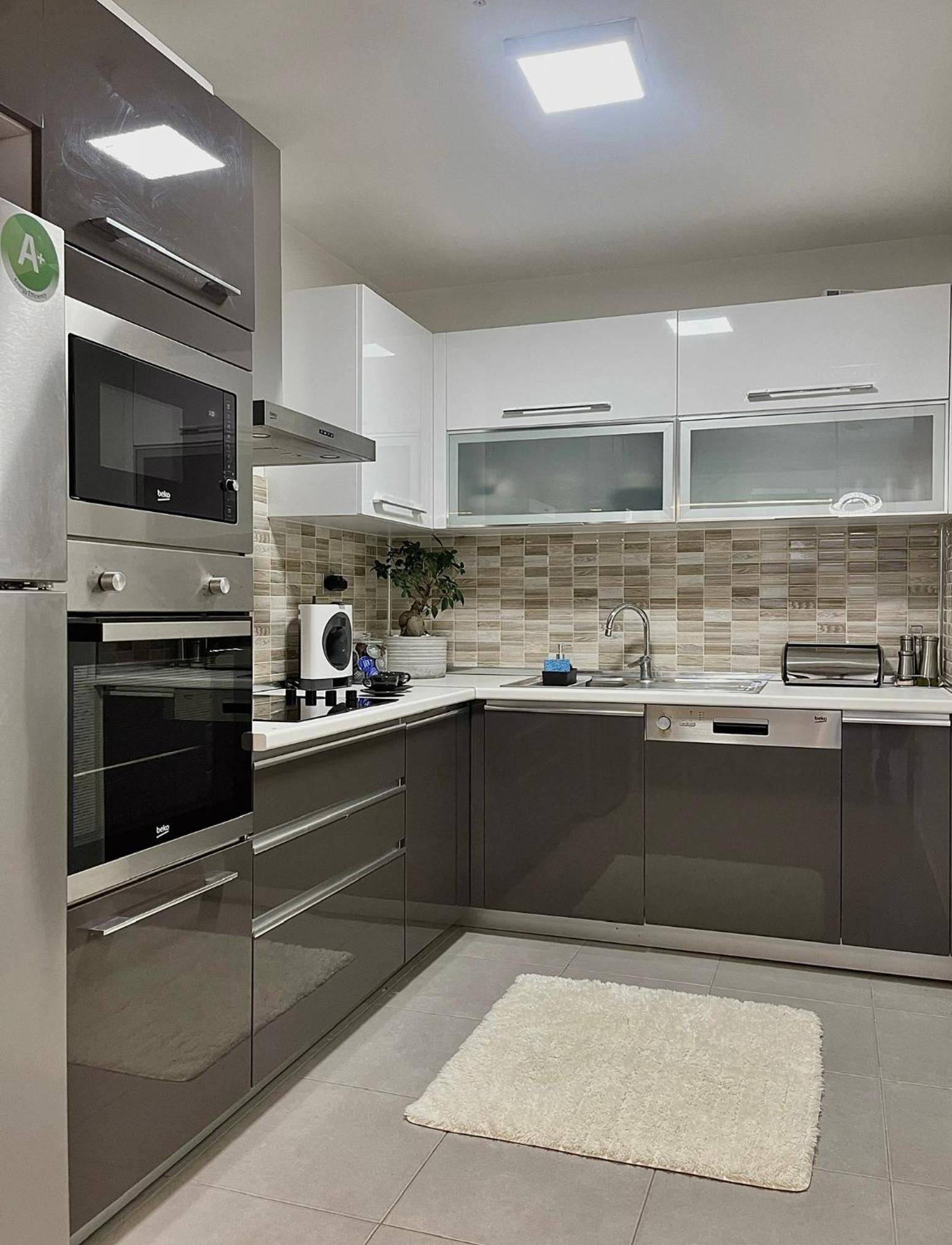 Skyline Luxury Apartment - Skopje view 3