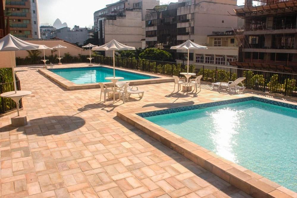 MS145. Excelente apartamento em andar alto no Arpoador!